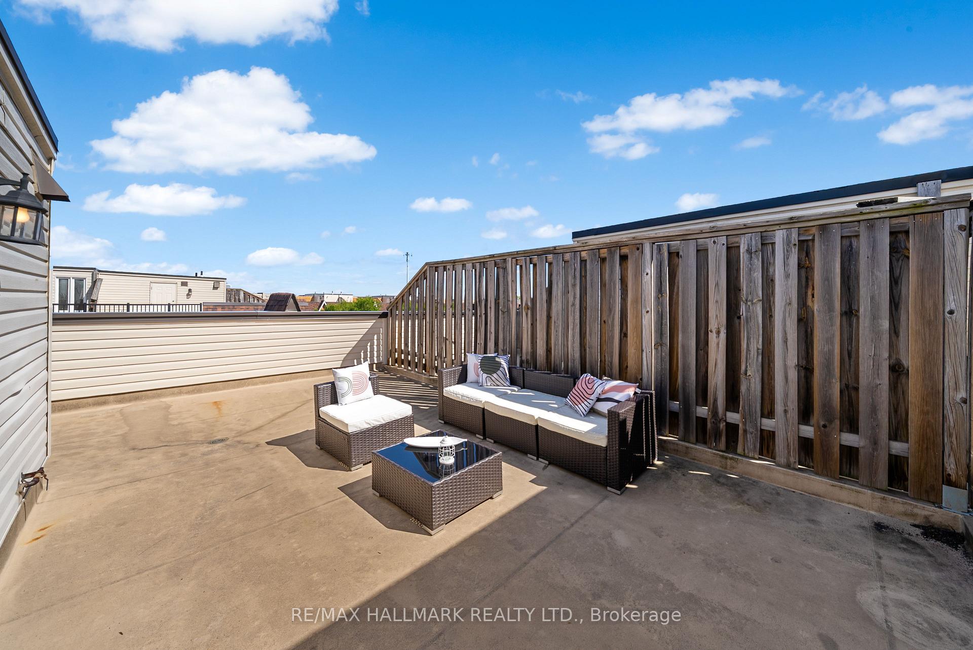 Photo 31 of Unit 213, 308 John Street, Markham, Aileen-Willowbrook — HOMEH