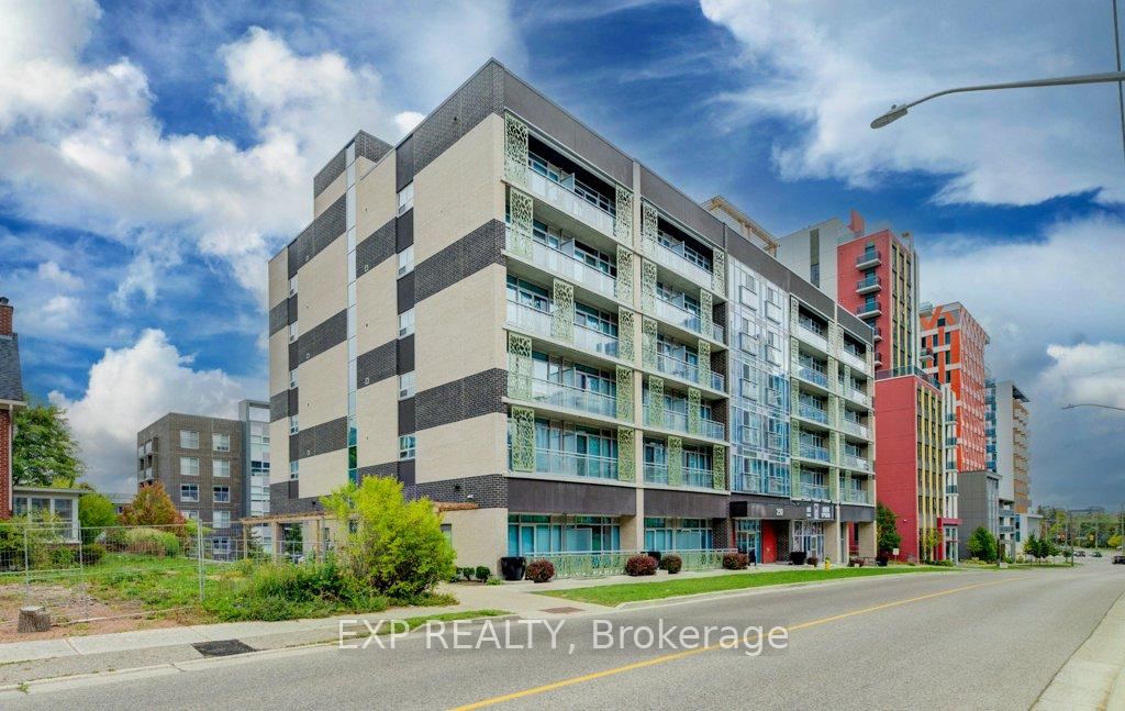 Photo 2 of 250 Albert Street, Waterloo, Beechwood/University — HOMEH