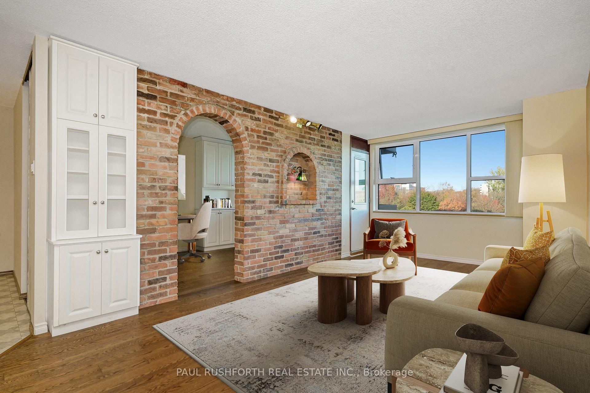Photo 5 of Unit 707, 555 Brittany Drive, Ottawa, Viscount Alexander Park — HOMEH