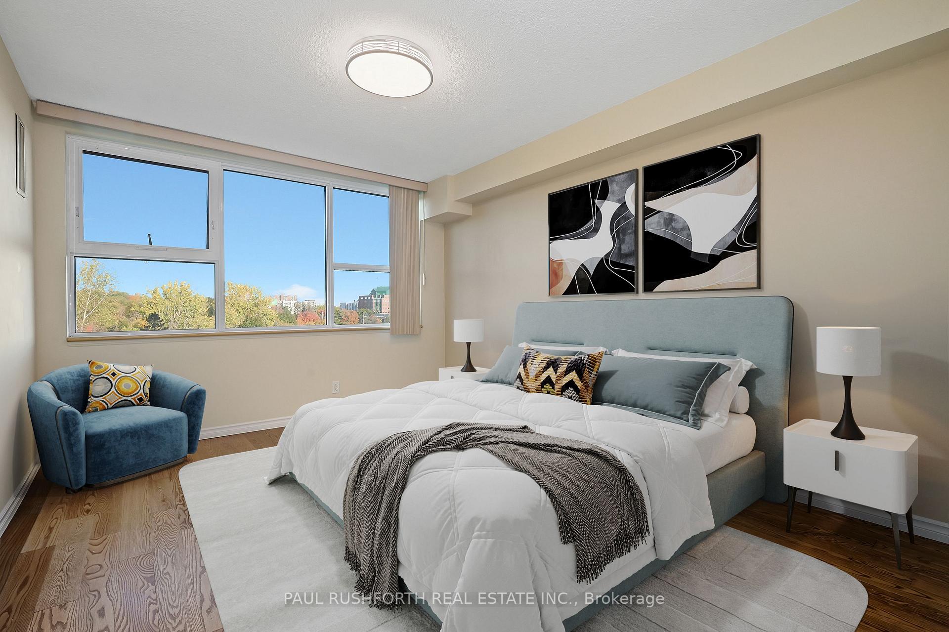 Photo 7 of Unit 707, 555 Brittany Drive, Ottawa, Viscount Alexander Park — HOMEH