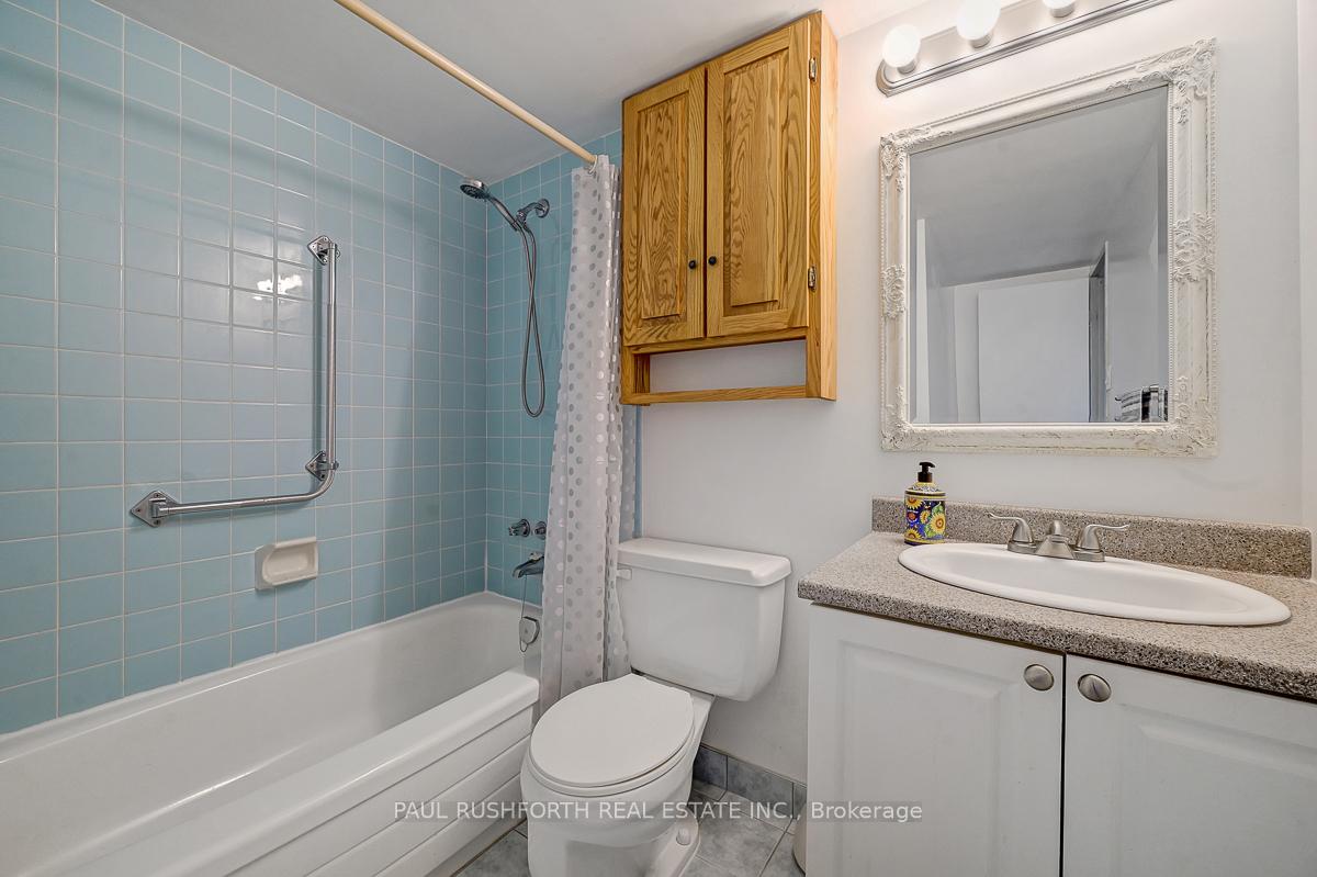 Photo 10 of Unit 707, 555 Brittany Drive, Ottawa, Viscount Alexander Park — HOMEH