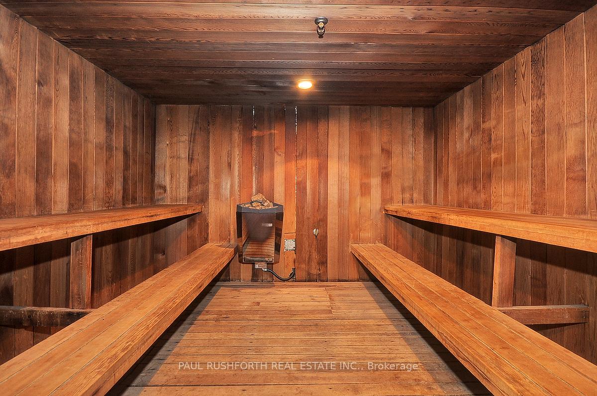 Photo 17 of Unit 707, 555 Brittany Drive, Ottawa, Viscount Alexander Park — HOMEH