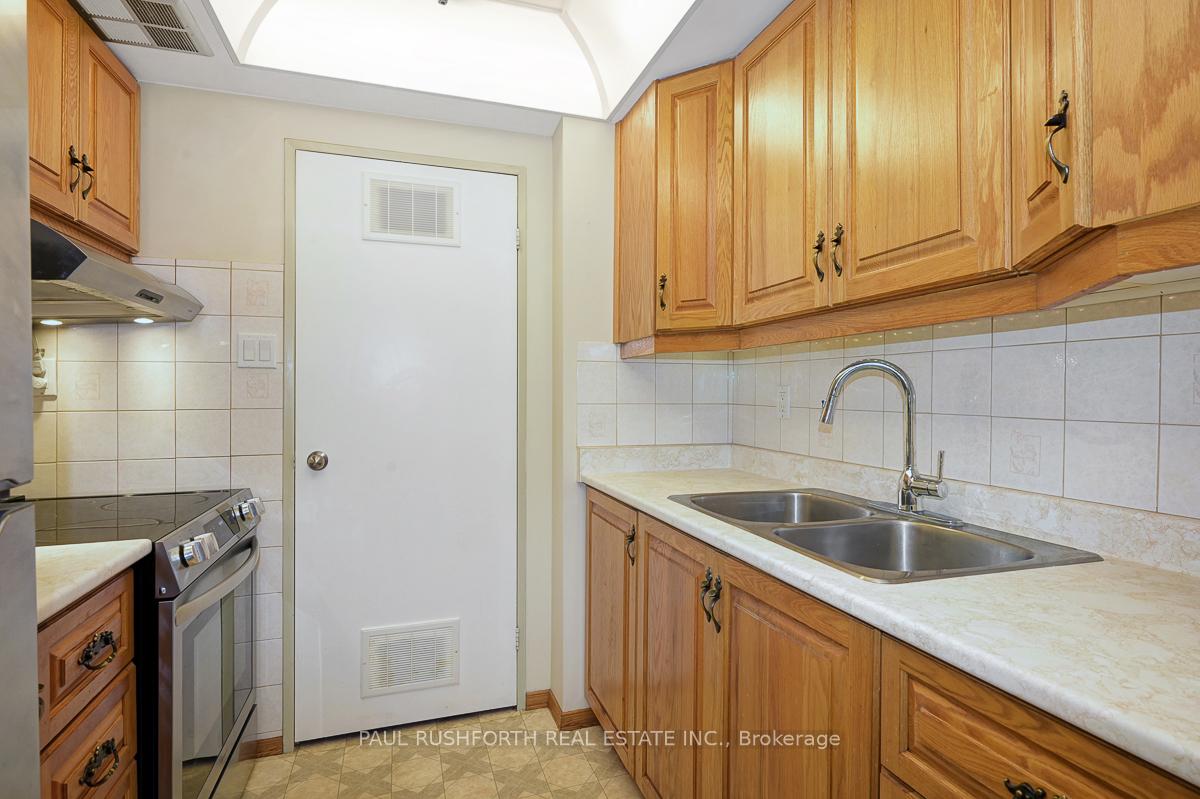 Photo 21 of Unit 707, 555 Brittany Drive, Ottawa, Viscount Alexander Park — HOMEH
