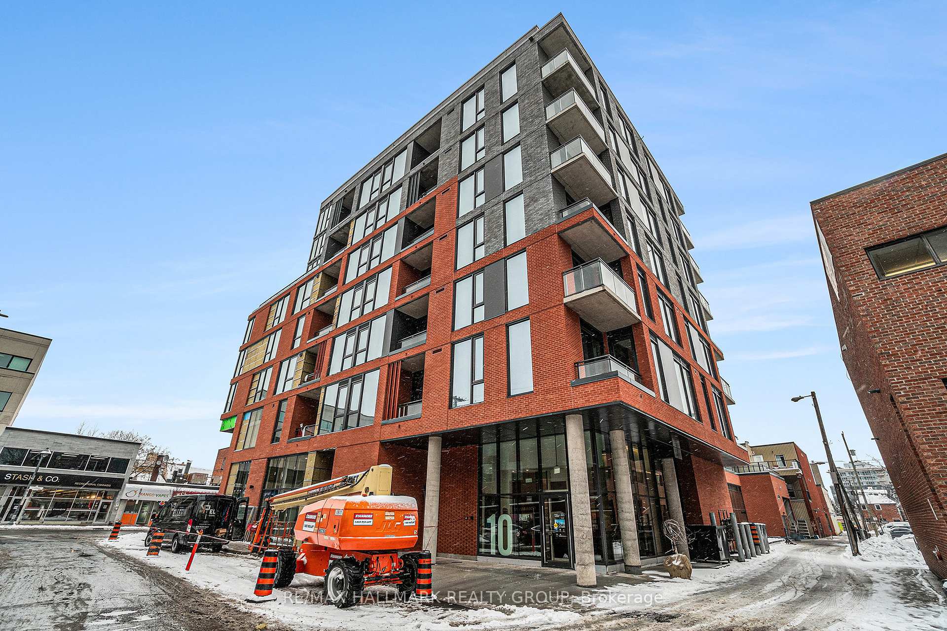 Photo 1 of Unit 414, 10 James Street, Ottawa, Ottawa Centre — HOMEH