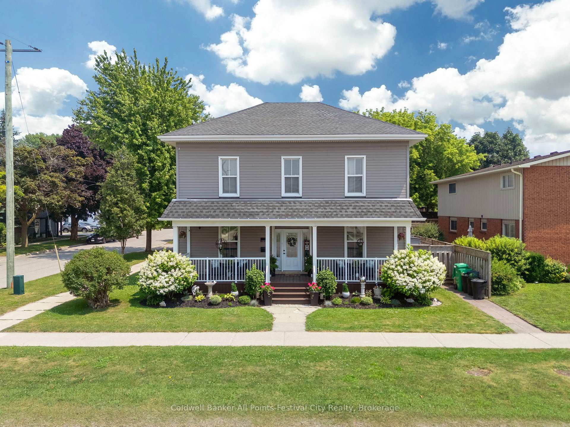 Photo 1 of 31 Victoria Street S, Goderich, Goderich (Town) — HOMEH