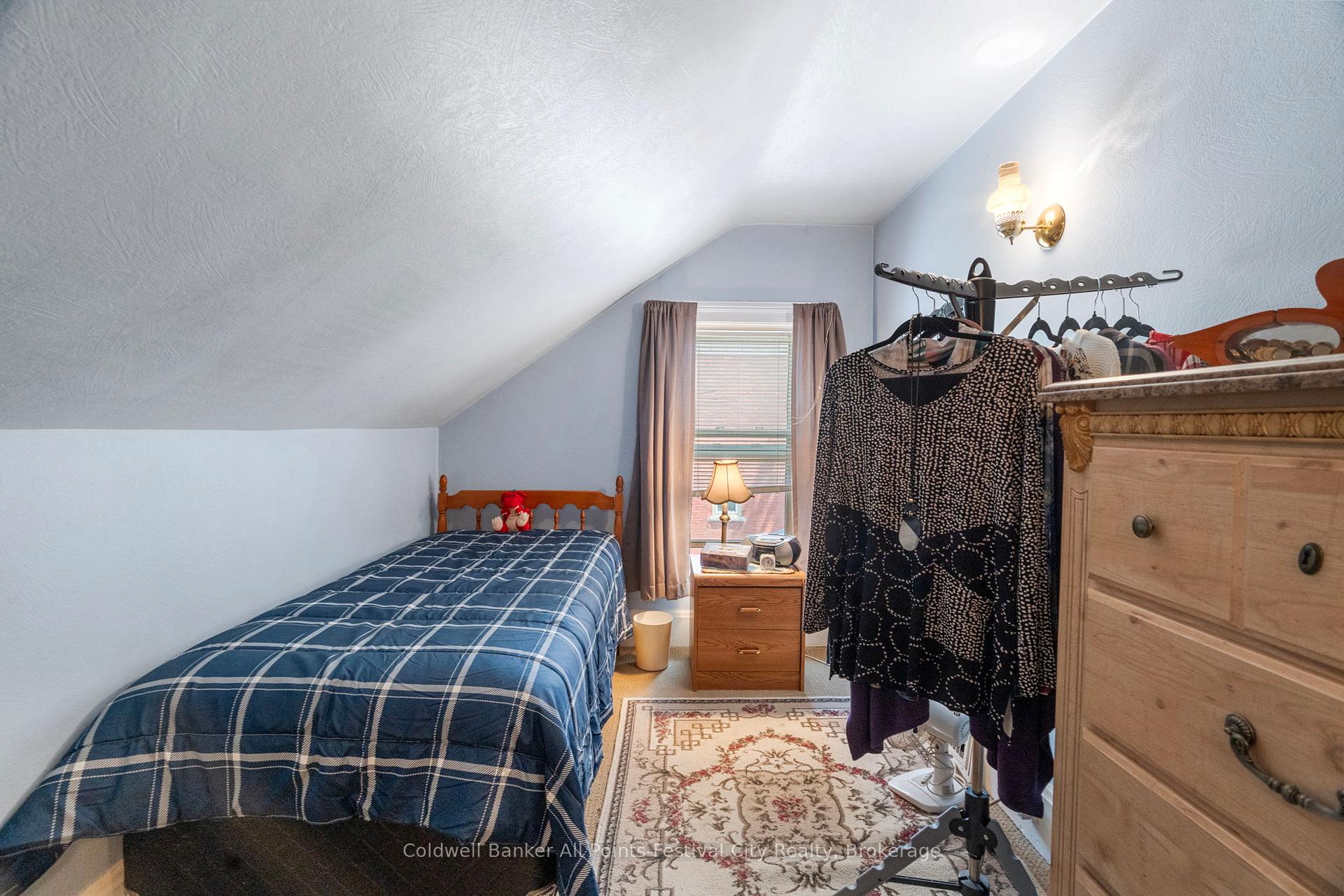 Photo 42 of 31 Victoria Street S, Goderich, Goderich (Town) — HOMEH