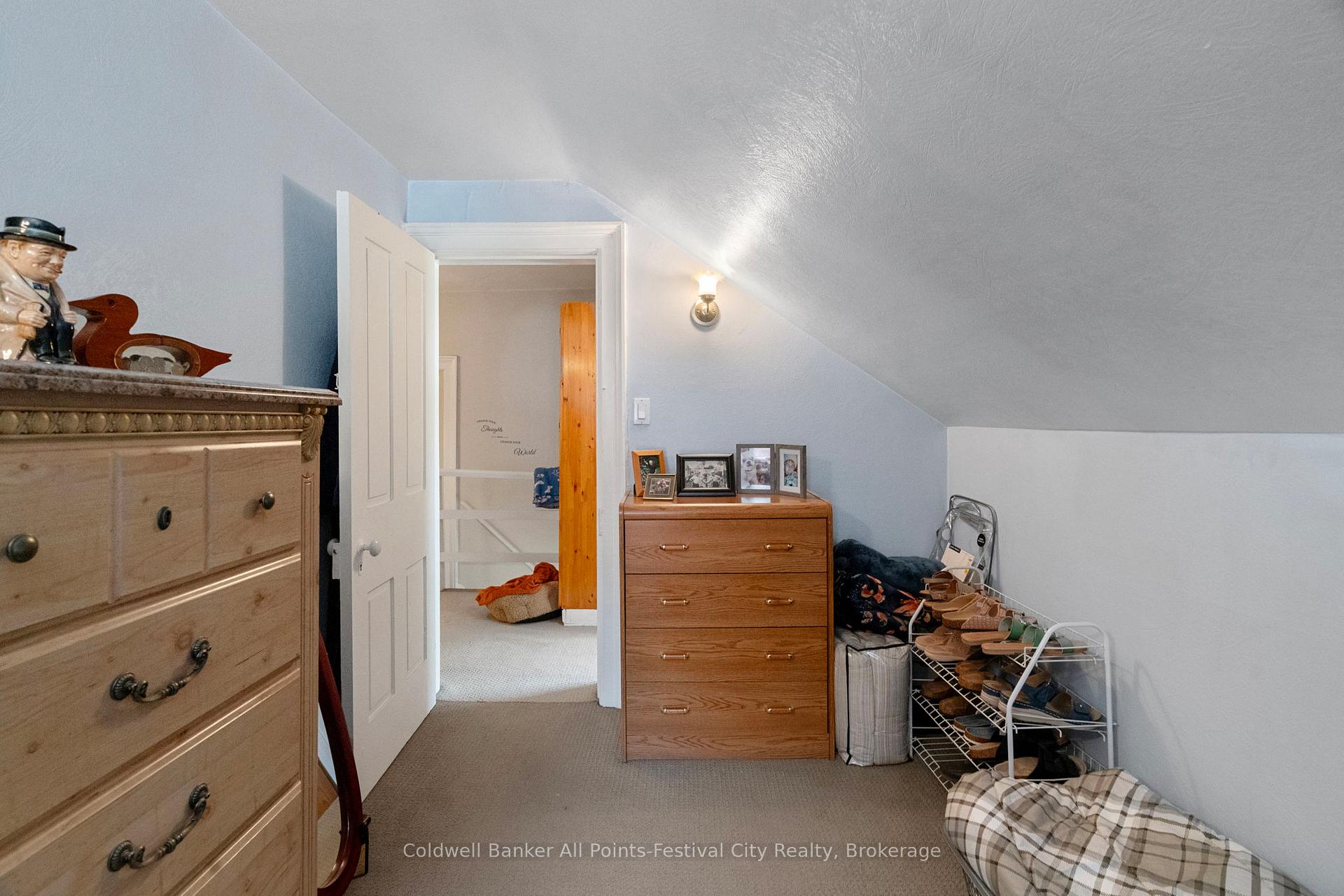 Photo 43 of 31 Victoria Street S, Goderich, Goderich (Town) — HOMEH