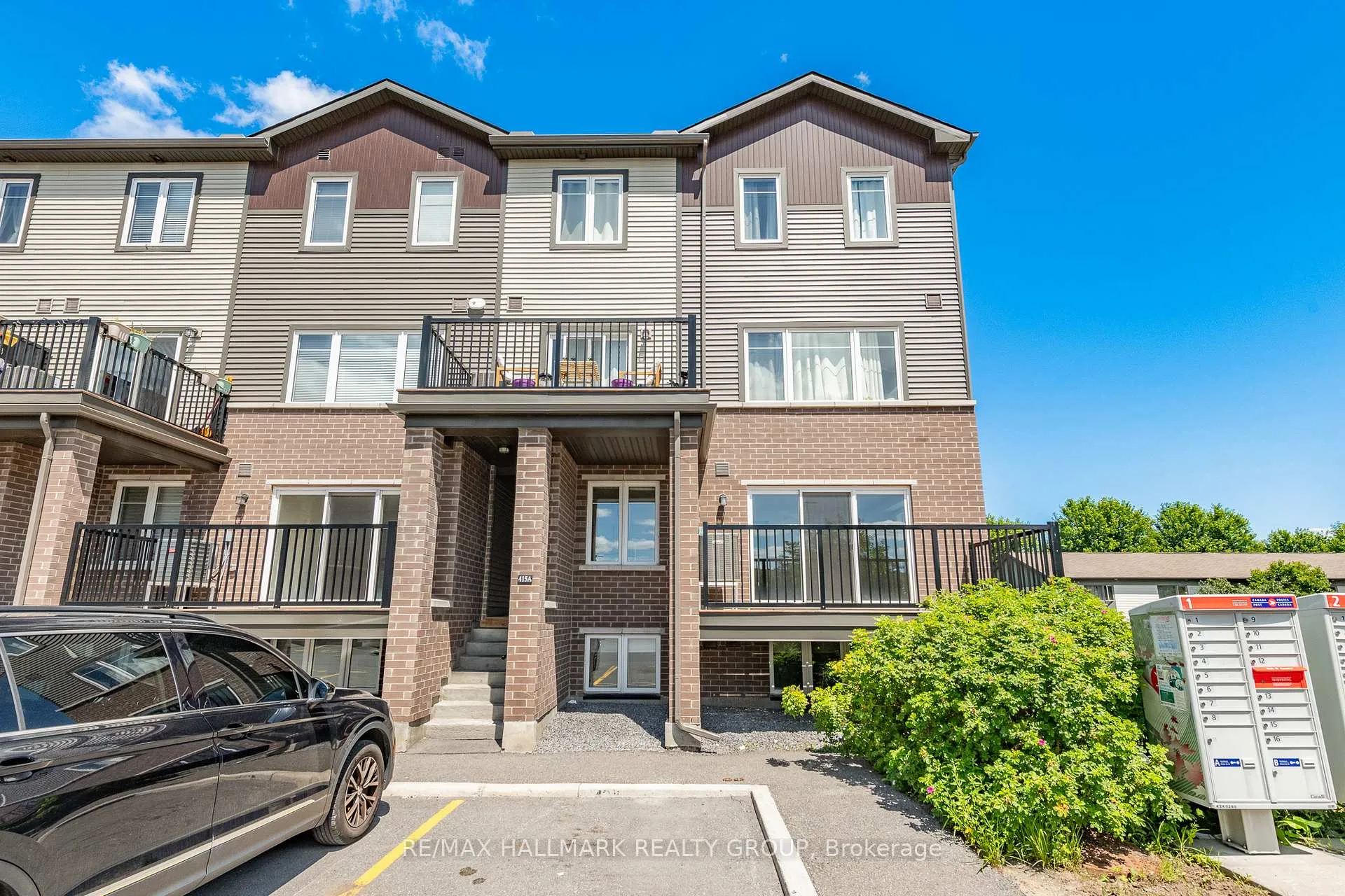 Photo 2 of Unit 16, 415 Eldorado Private, Ottawa, Kanata - Morgan's Grant/South March — HOMEH