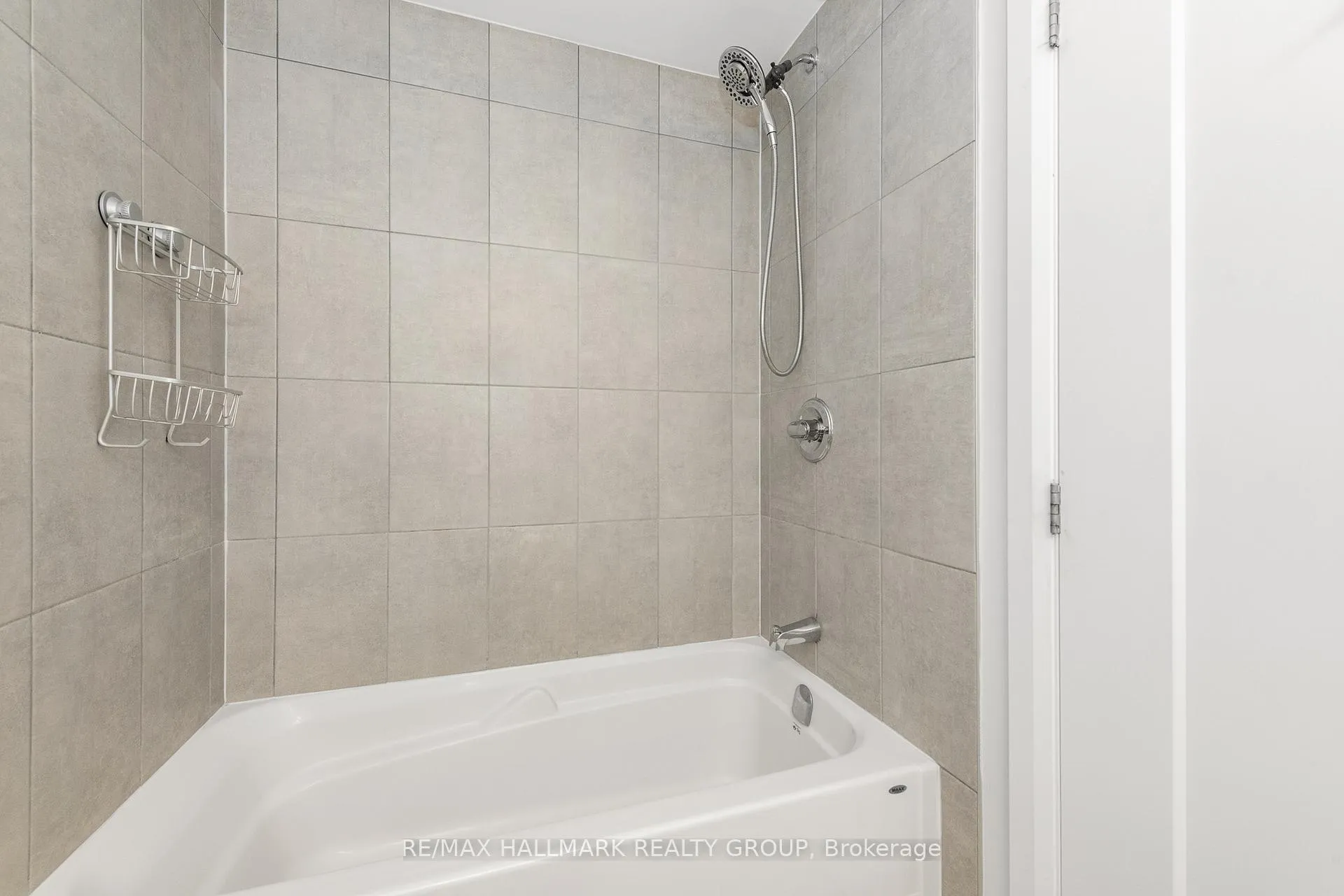 Photo 25 of Unit 16, 415 Eldorado Private, Ottawa, Kanata - Morgan's Grant/South March — HOMEH