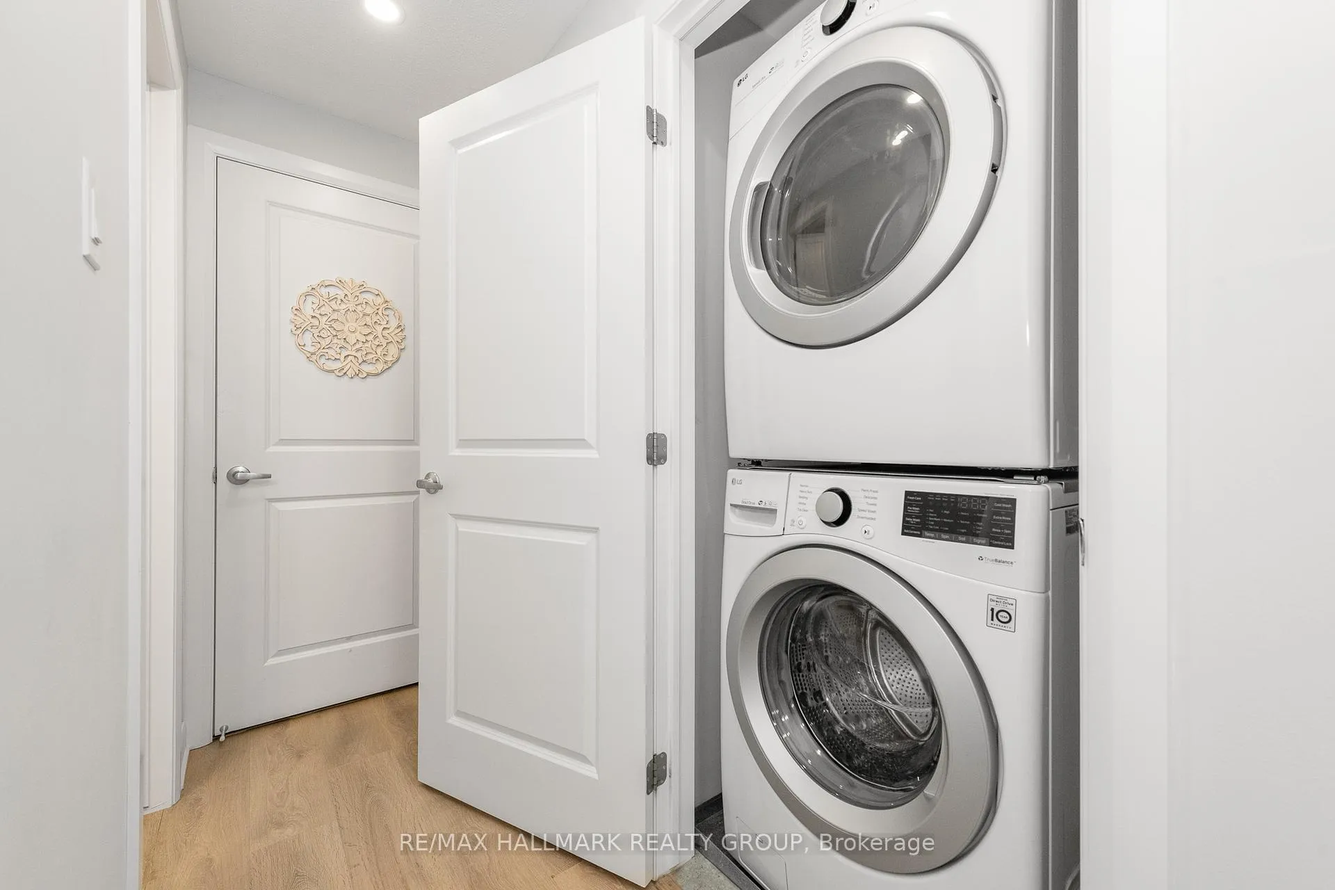 Photo 26 of Unit 16, 415 Eldorado Private, Ottawa, Kanata - Morgan's Grant/South March — HOMEH