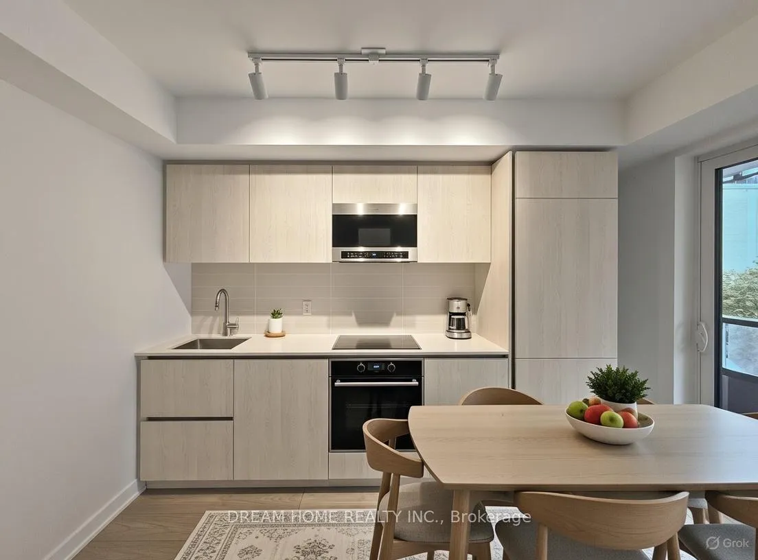 Photo 3 of Unit 515, 120 Broadway Avenue, Toronto, Mount Pleasant West — HOMEH