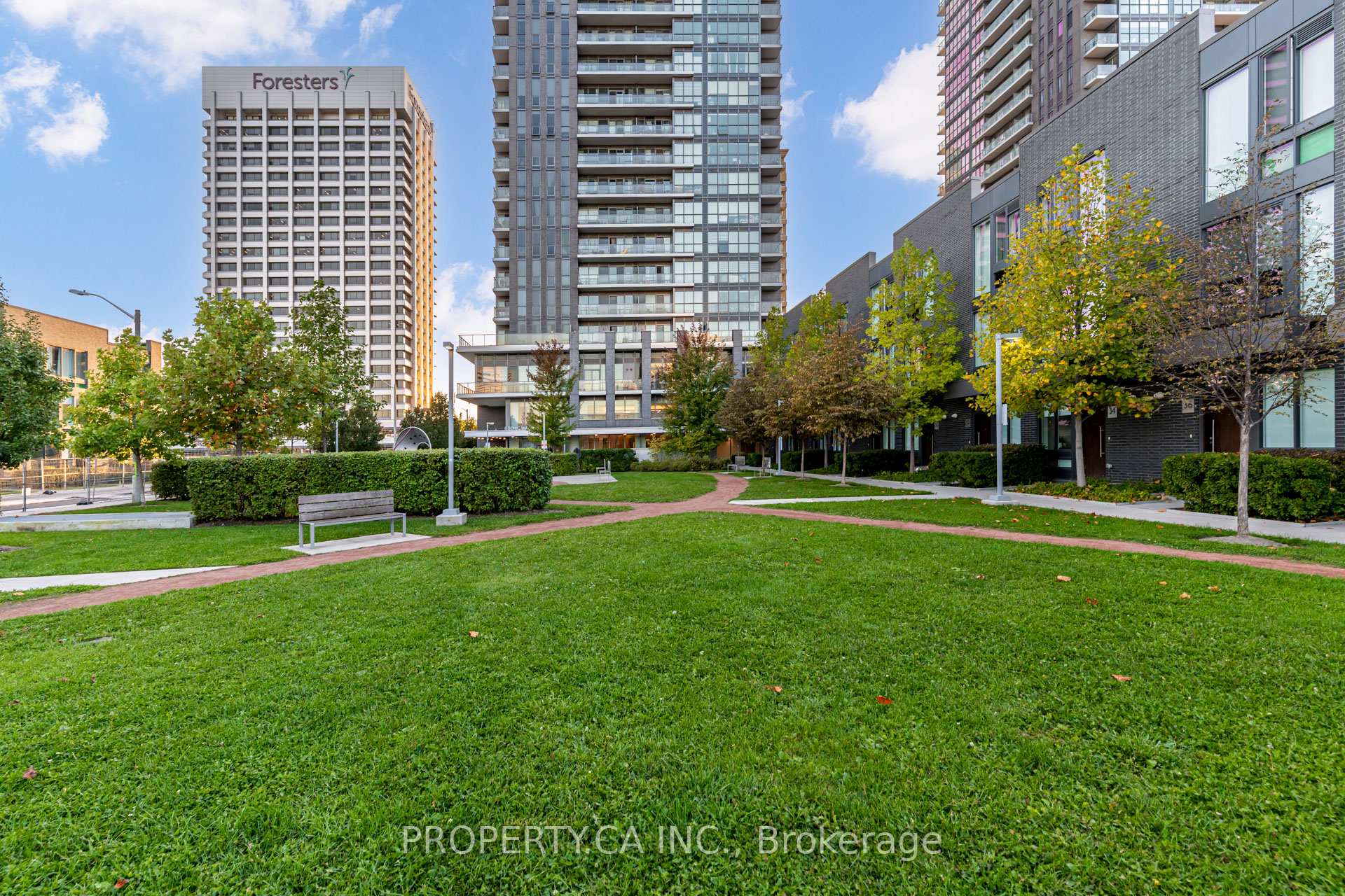 Photo 5 of Unit 1101, 2 Sonic Way, Toronto, Flemingdon Park — HOMEH