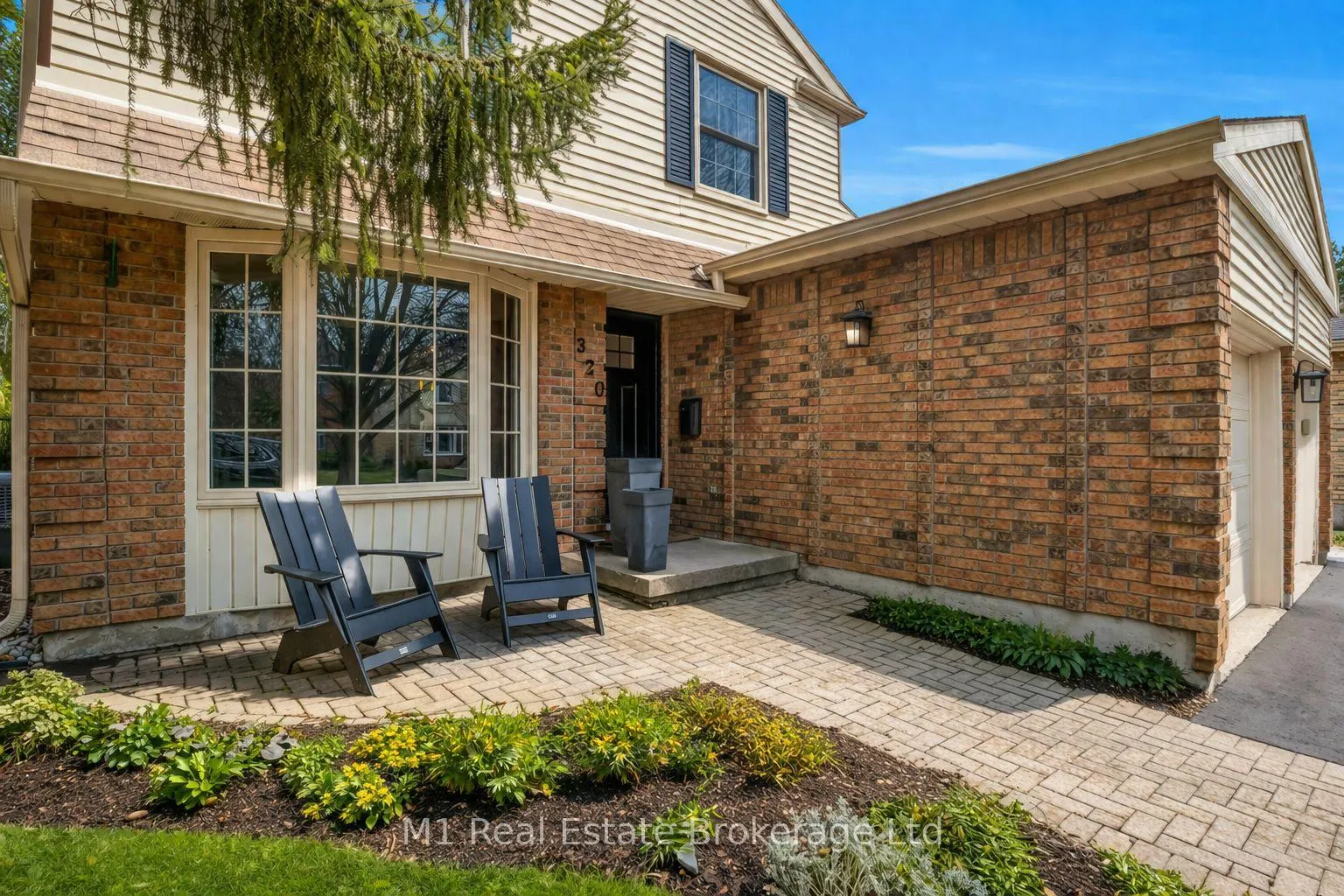 Photo 4 of 320 Tatlock Drive, Waterloo — HOMEH