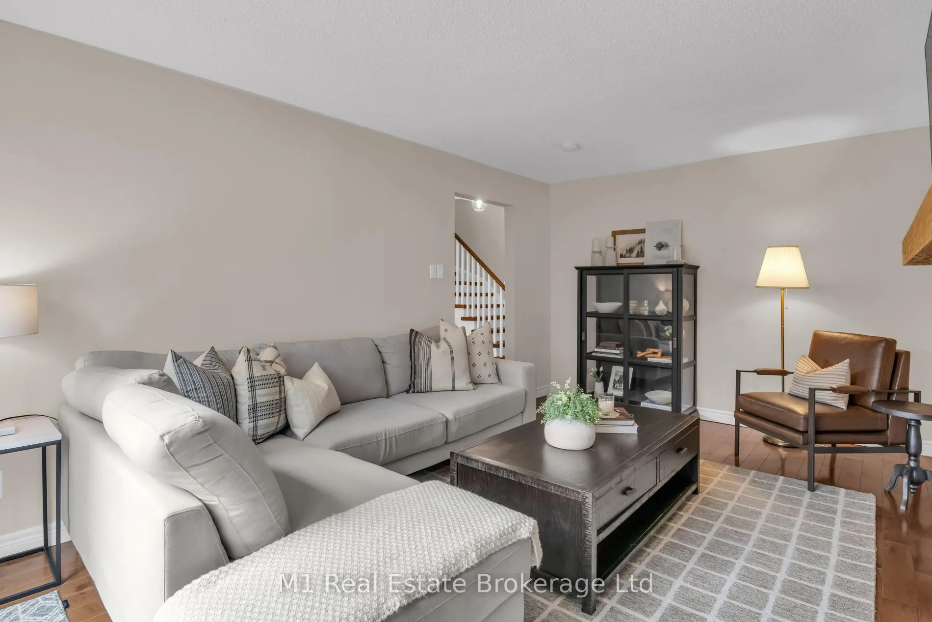 Photo 9 of 320 Tatlock Drive, Waterloo — HOMEH