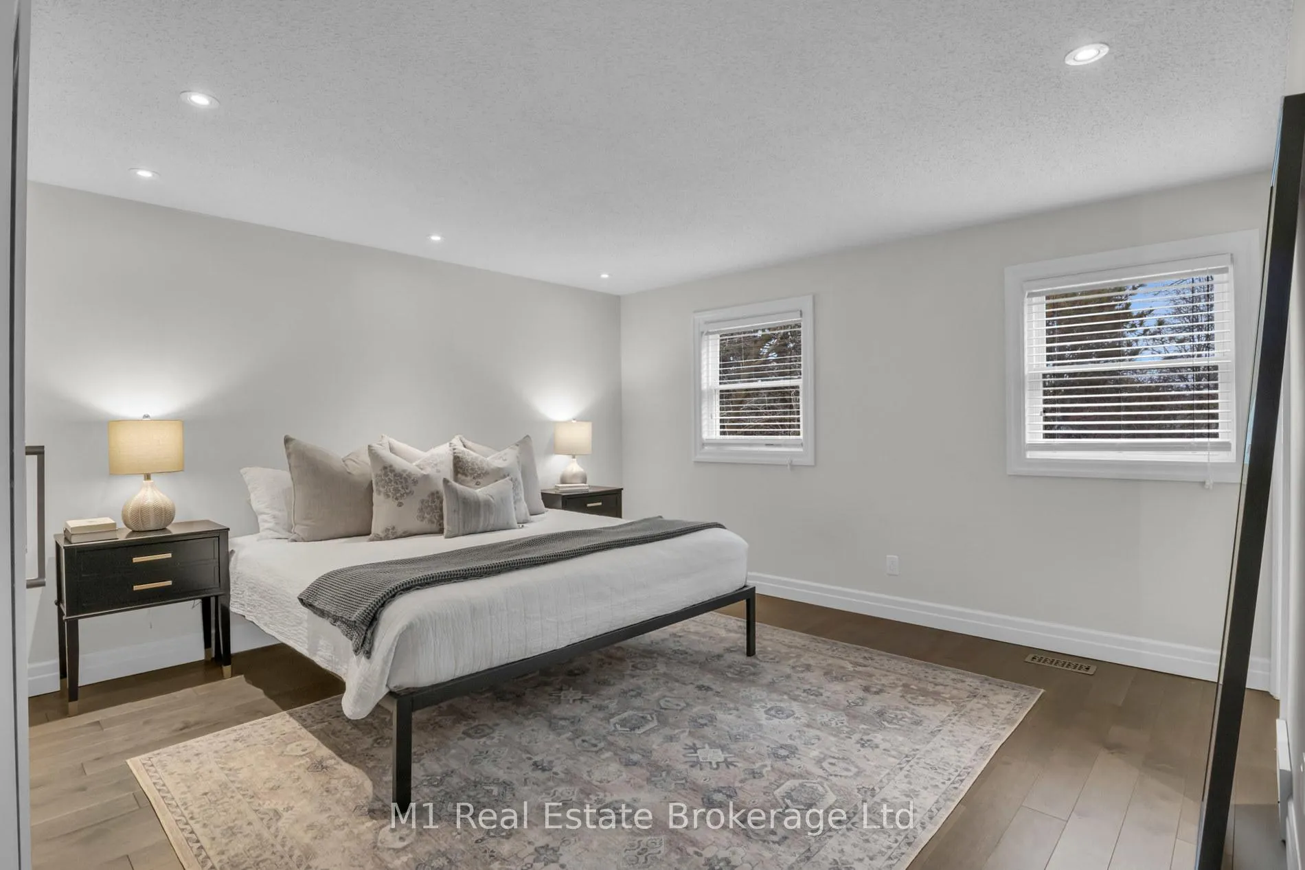 Photo 24 of 320 Tatlock Drive, Waterloo — HOMEH