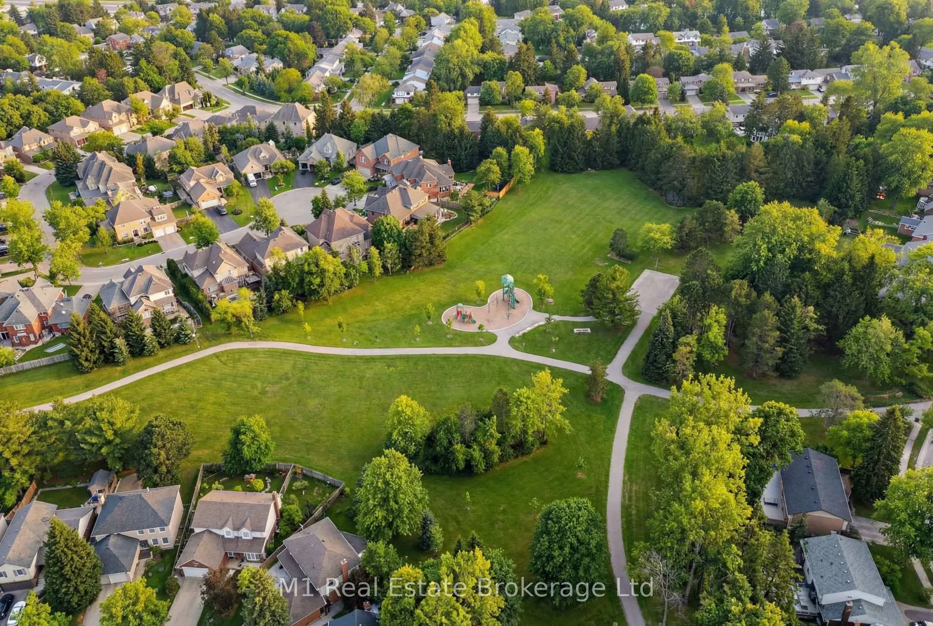 Photo 47 of 320 Tatlock Drive, Waterloo — HOMEH
