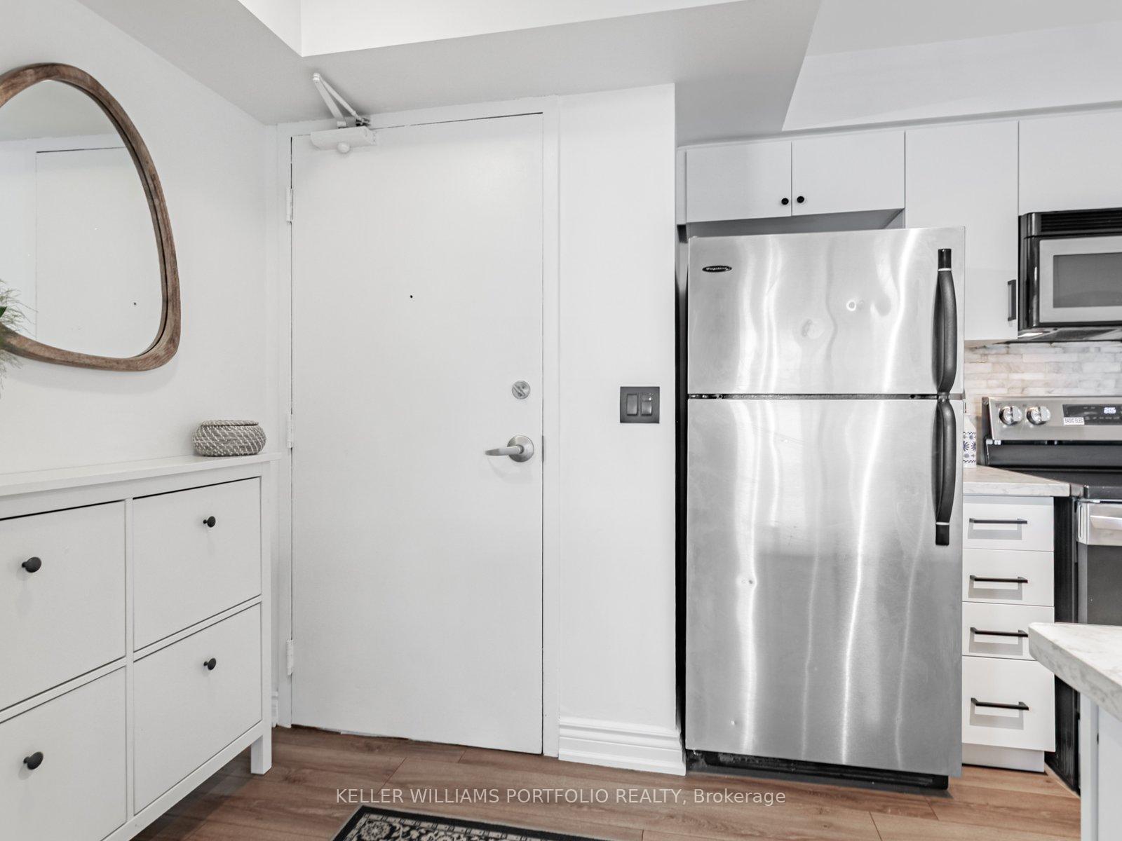 Photo 5 of Unit 1205, 255 Richmond Street E, Toronto, Moss Park — HOMEH
