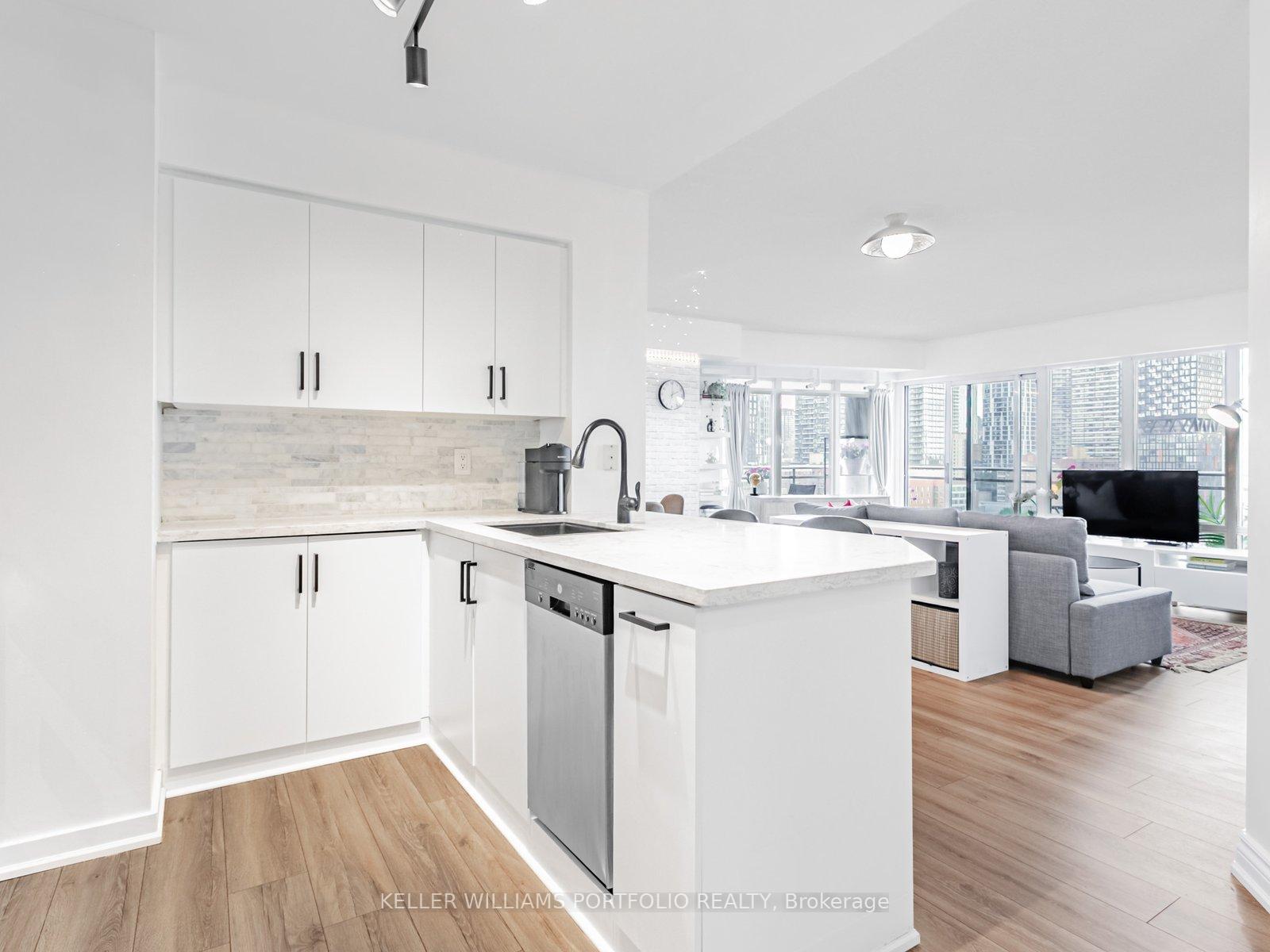 Photo 8 of Unit 1205, 255 Richmond Street E, Toronto, Moss Park — HOMEH