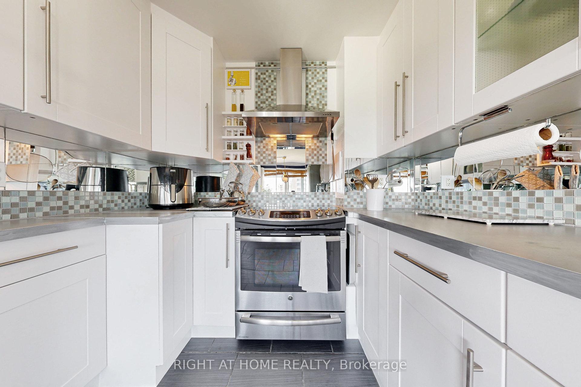 Photo 19 of Unit 1704, 735 Don Mills Road, Toronto, Flemingdon Park — HOMEH