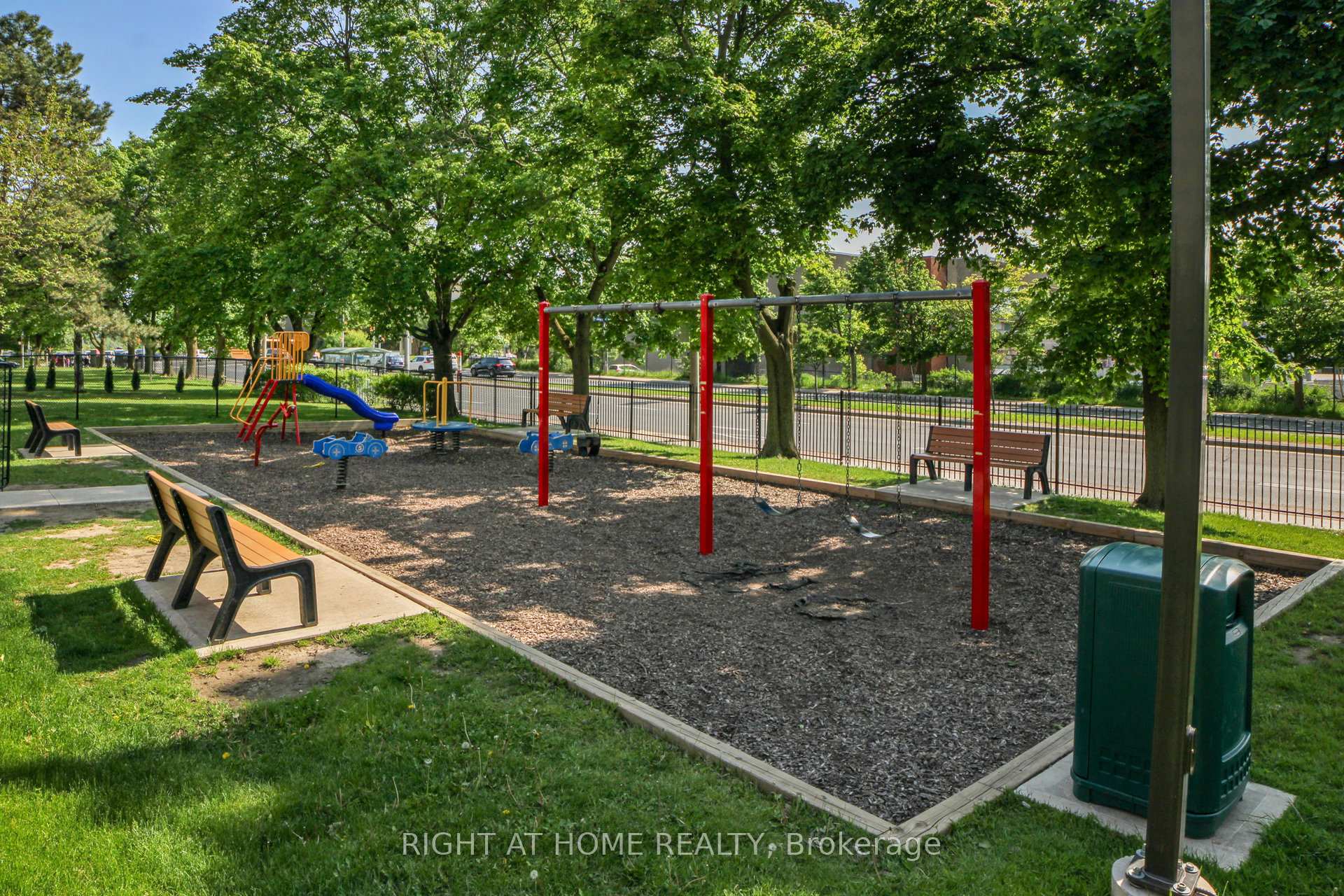 Photo 31 of Unit 1704, 735 Don Mills Road, Toronto, Flemingdon Park — HOMEH