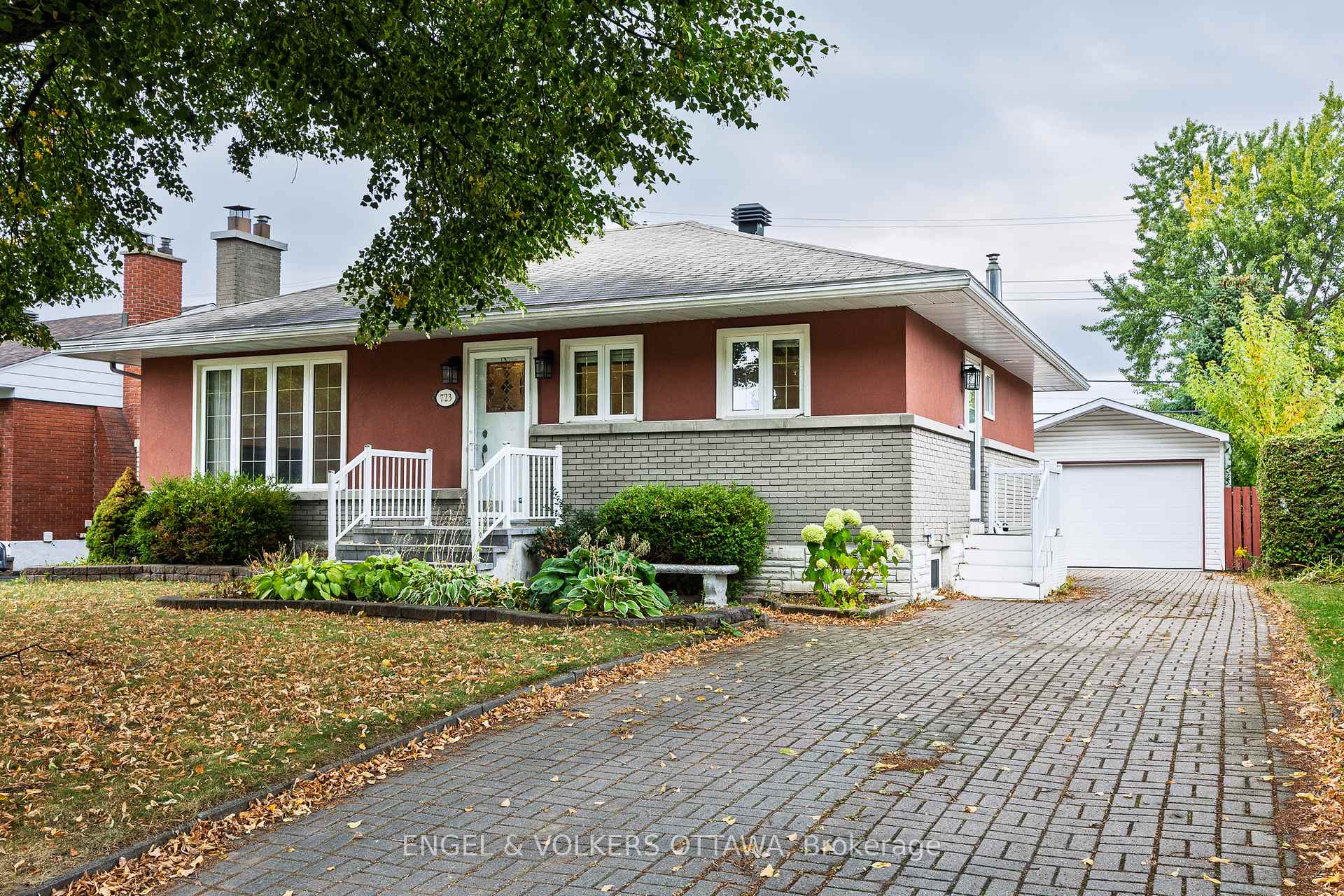Photo 1 of 723 Halstead Street, Ottawa, Elmvale Acres — HOMEH