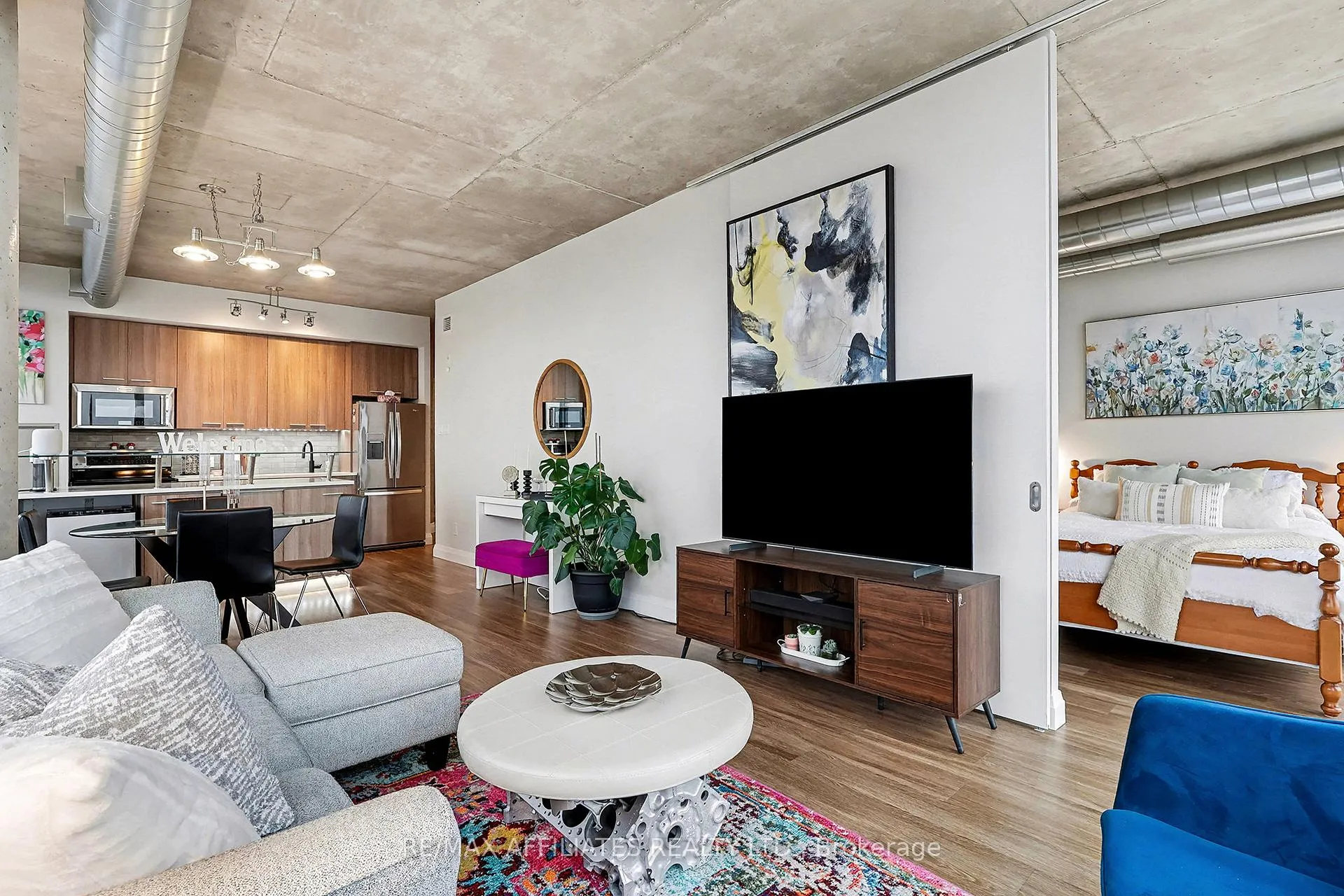 Photo 15 of Unit 710, 354 Gladstone Avenue, Ottawa, Ottawa Centre — HOMEH