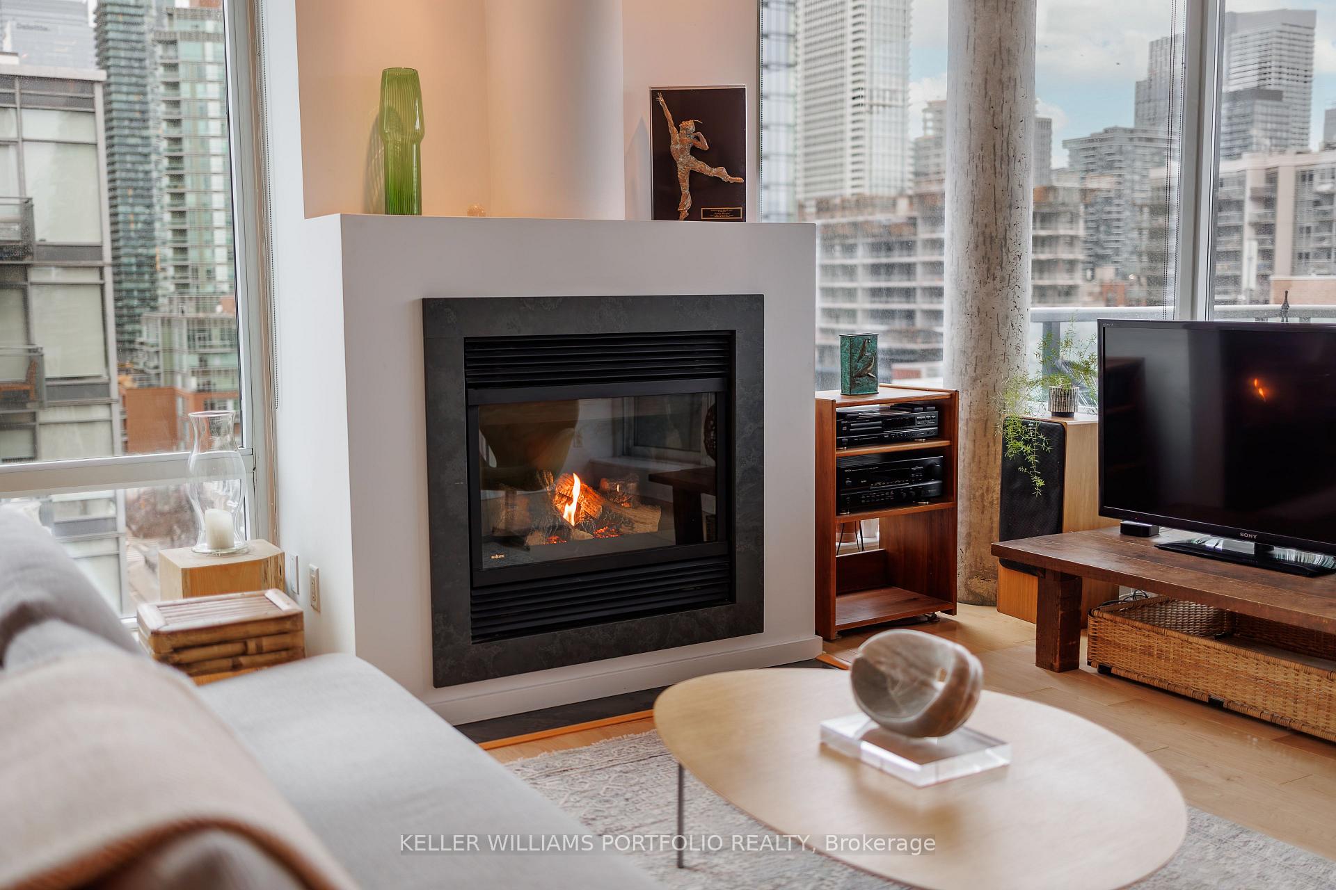Photo 5 of Unit 1201, 333 Adelaide Street E, Toronto, Moss Park — HOMEH