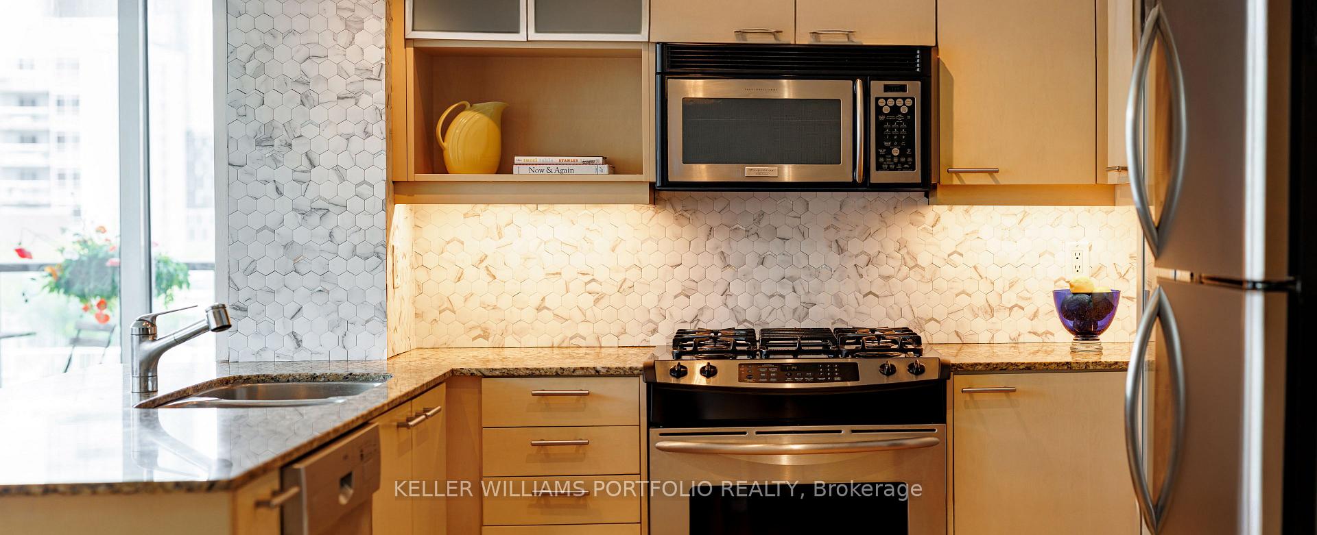 Photo 13 of Unit 1201, 333 Adelaide Street E, Toronto, Moss Park — HOMEH