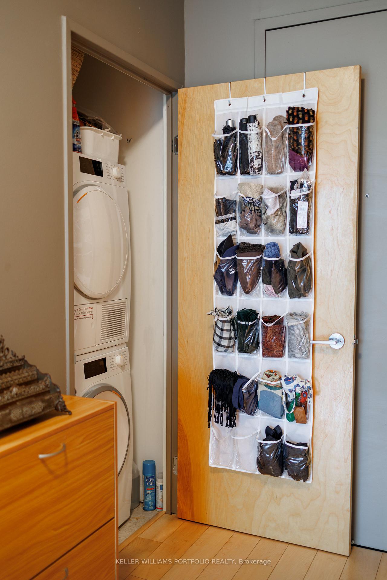 Photo 19 of Unit 1201, 333 Adelaide Street E, Toronto, Moss Park — HOMEH