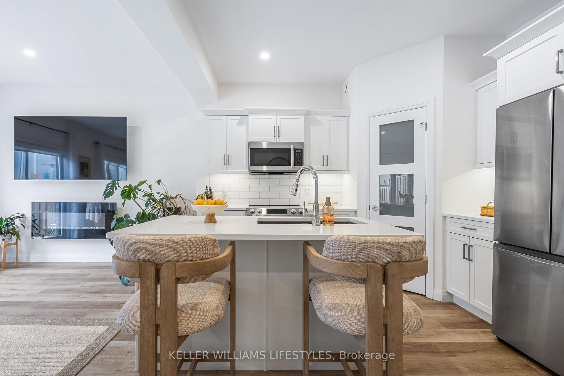Photo 14 of Unit 32, 1 Miller Drive, Lucan Biddulph, Lucan — HOMEH