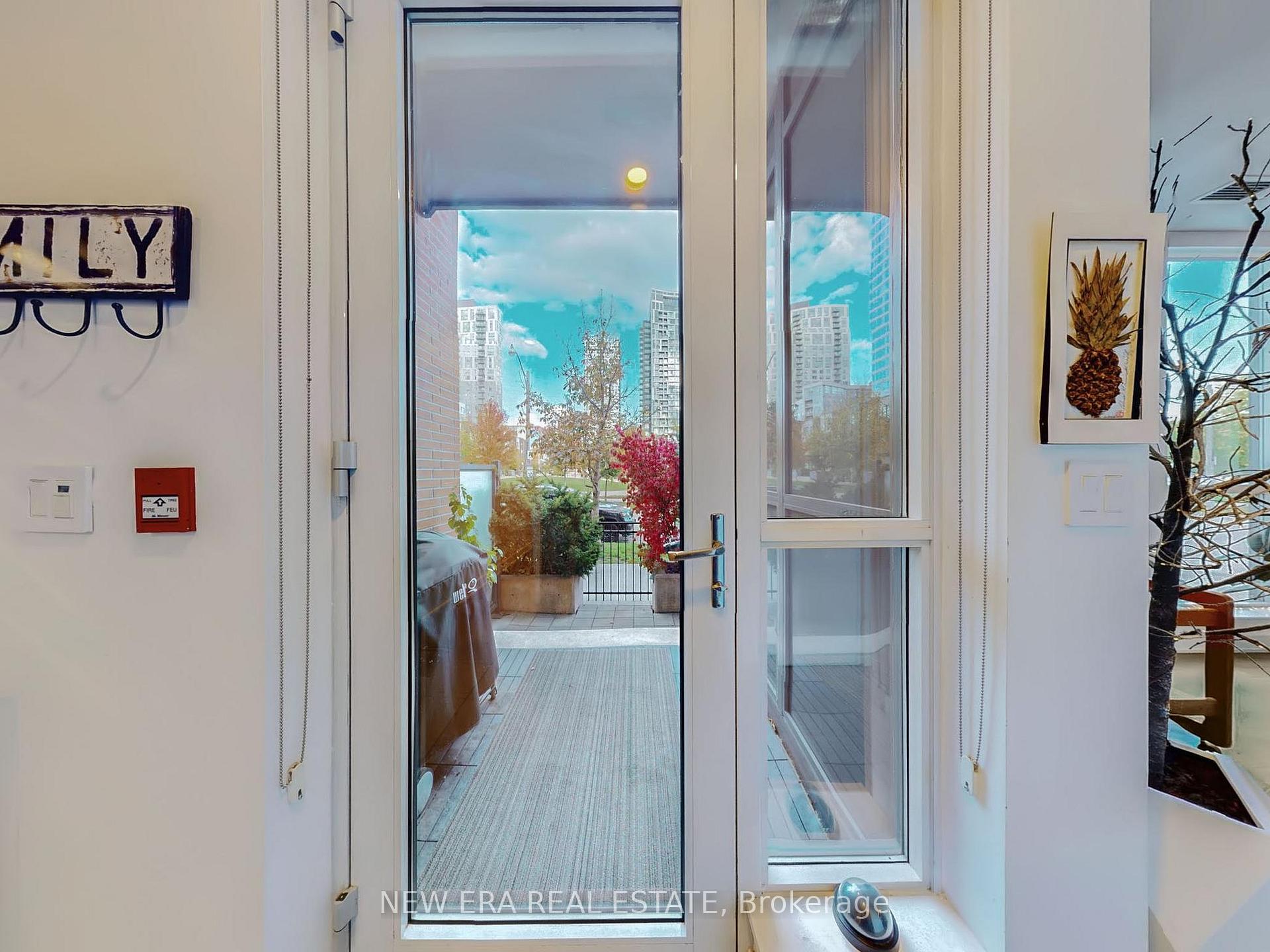 Photo 6 of 152 Sumach Street, Toronto, Regent Park — HOMEH