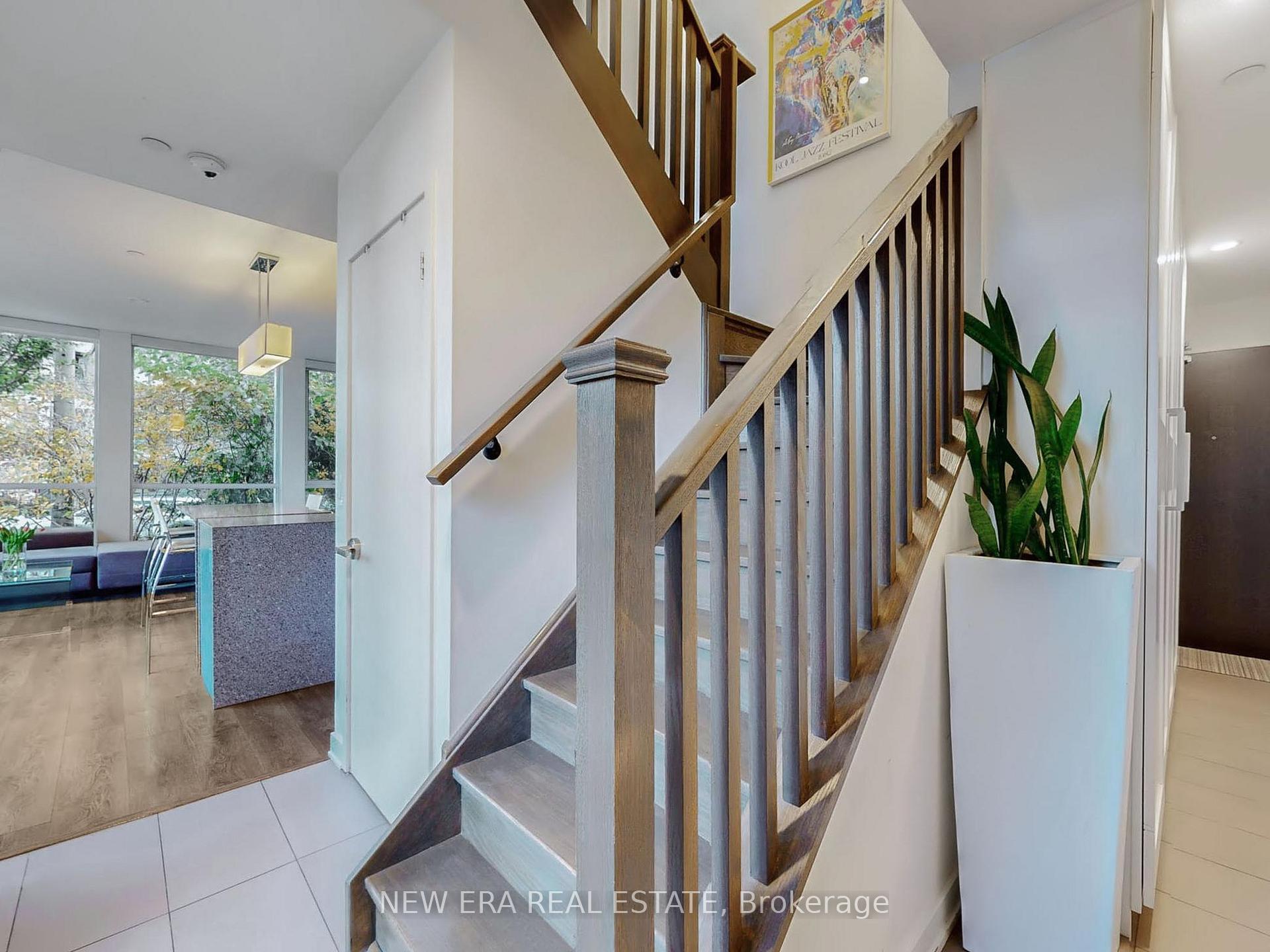 Photo 7 of 152 Sumach Street, Toronto, Regent Park — HOMEH