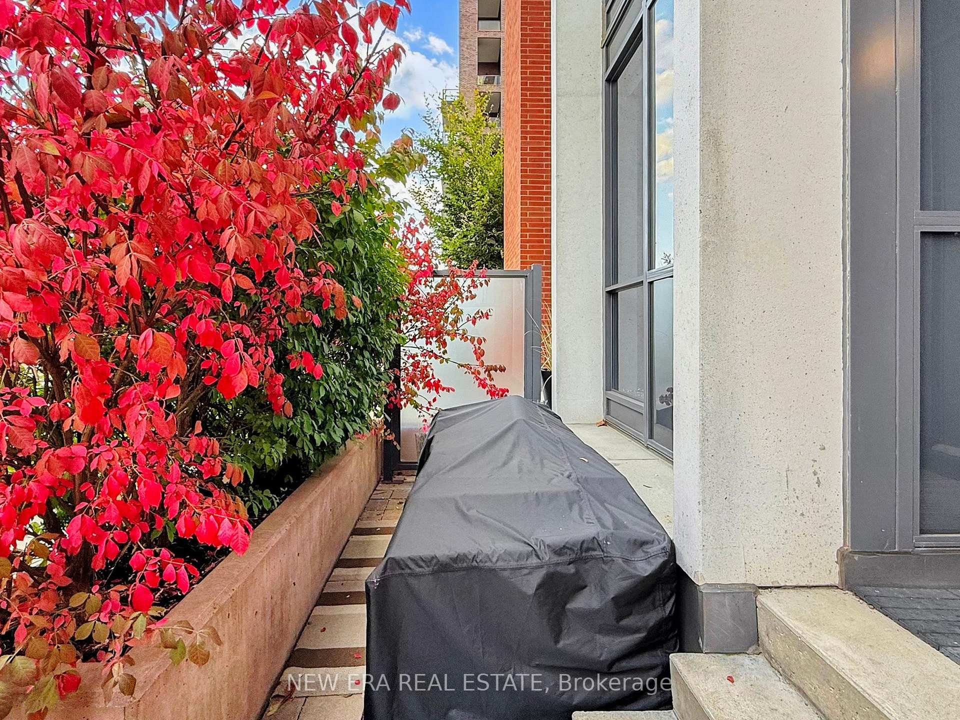 Photo 18 of 152 Sumach Street, Toronto, Regent Park — HOMEH