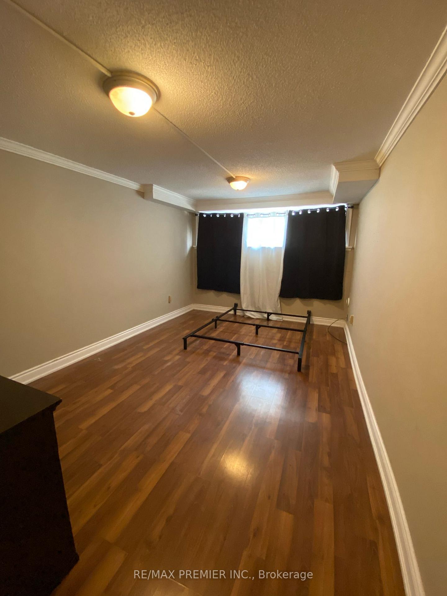 Photo 6 of Unit Lower, 95 Daphne Crescent, Barrie, Cundles East — HOMEH