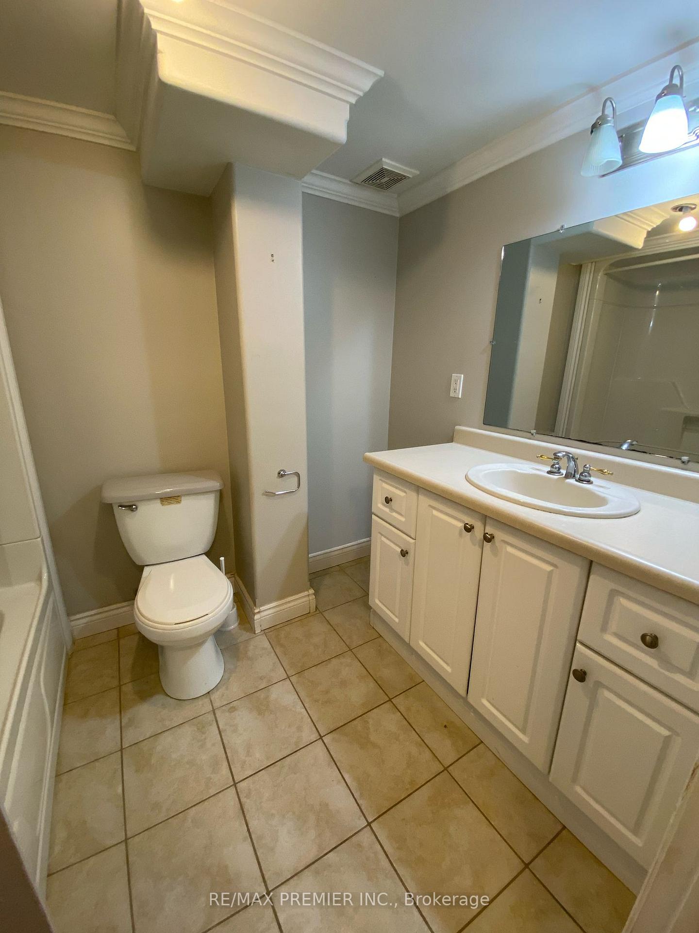 Photo 10 of Unit Lower, 95 Daphne Crescent, Barrie, Cundles East — HOMEH