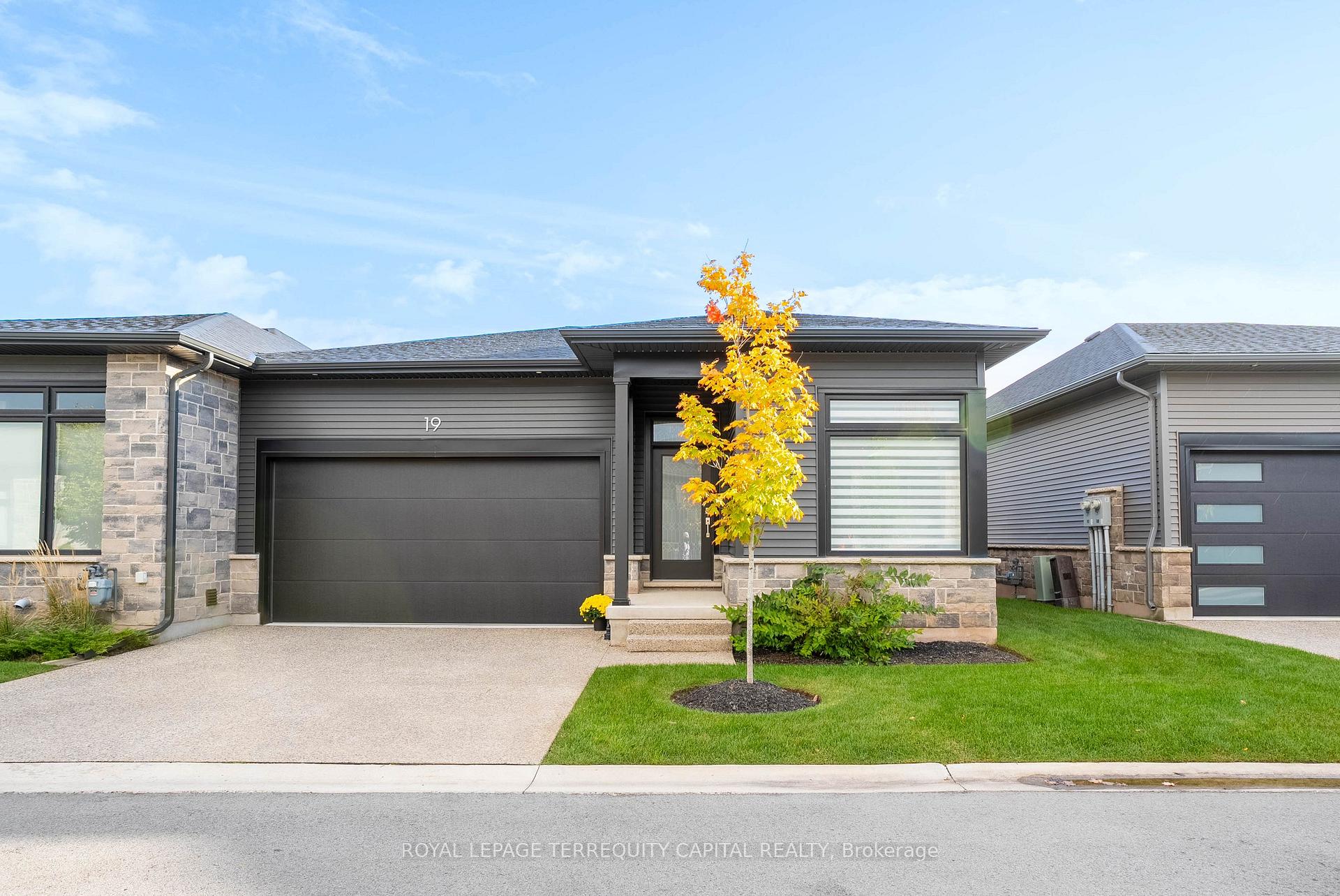 Front of Unit 19, 8974 Willoughby Drive