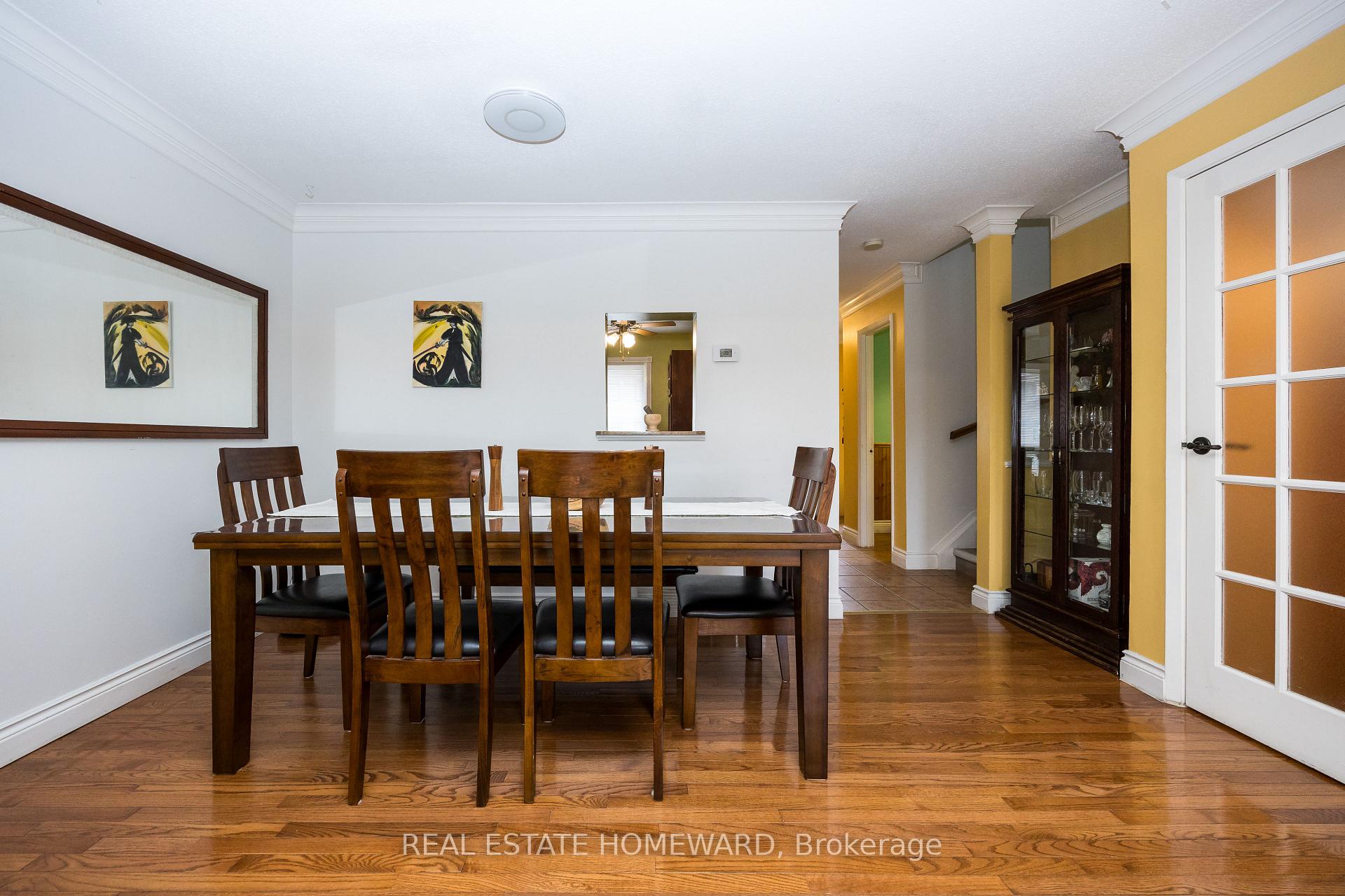 Photo 7 of 1806 Stonehenge Crescent, Ottawa, Pineview — HOMEH