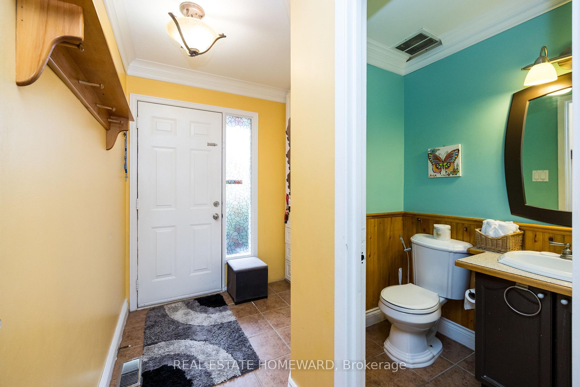 Photo 14 of 1806 Stonehenge Crescent, Ottawa, Pineview — HOMEH