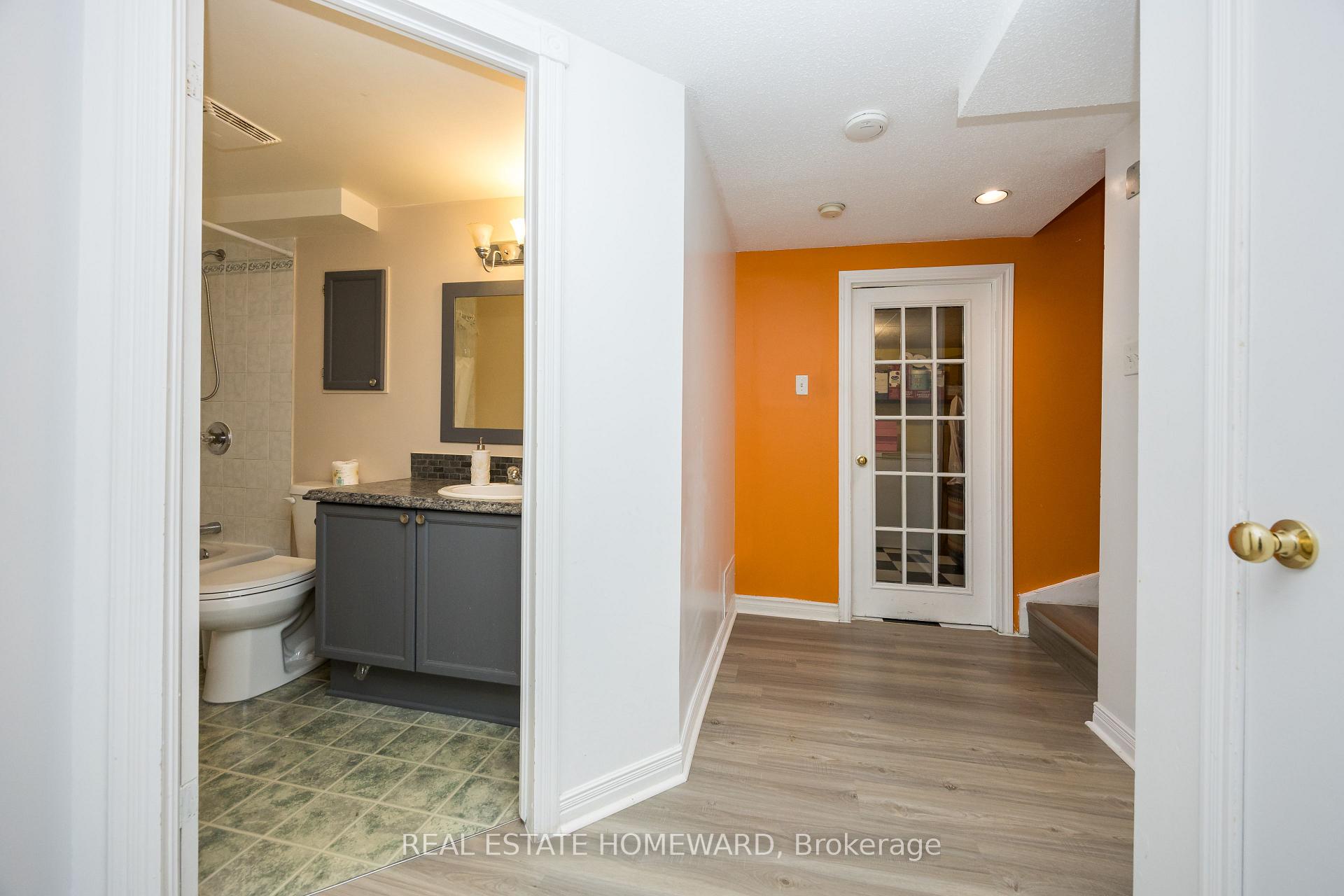 Photo 37 of 1806 Stonehenge Crescent, Ottawa, Pineview — HOMEH