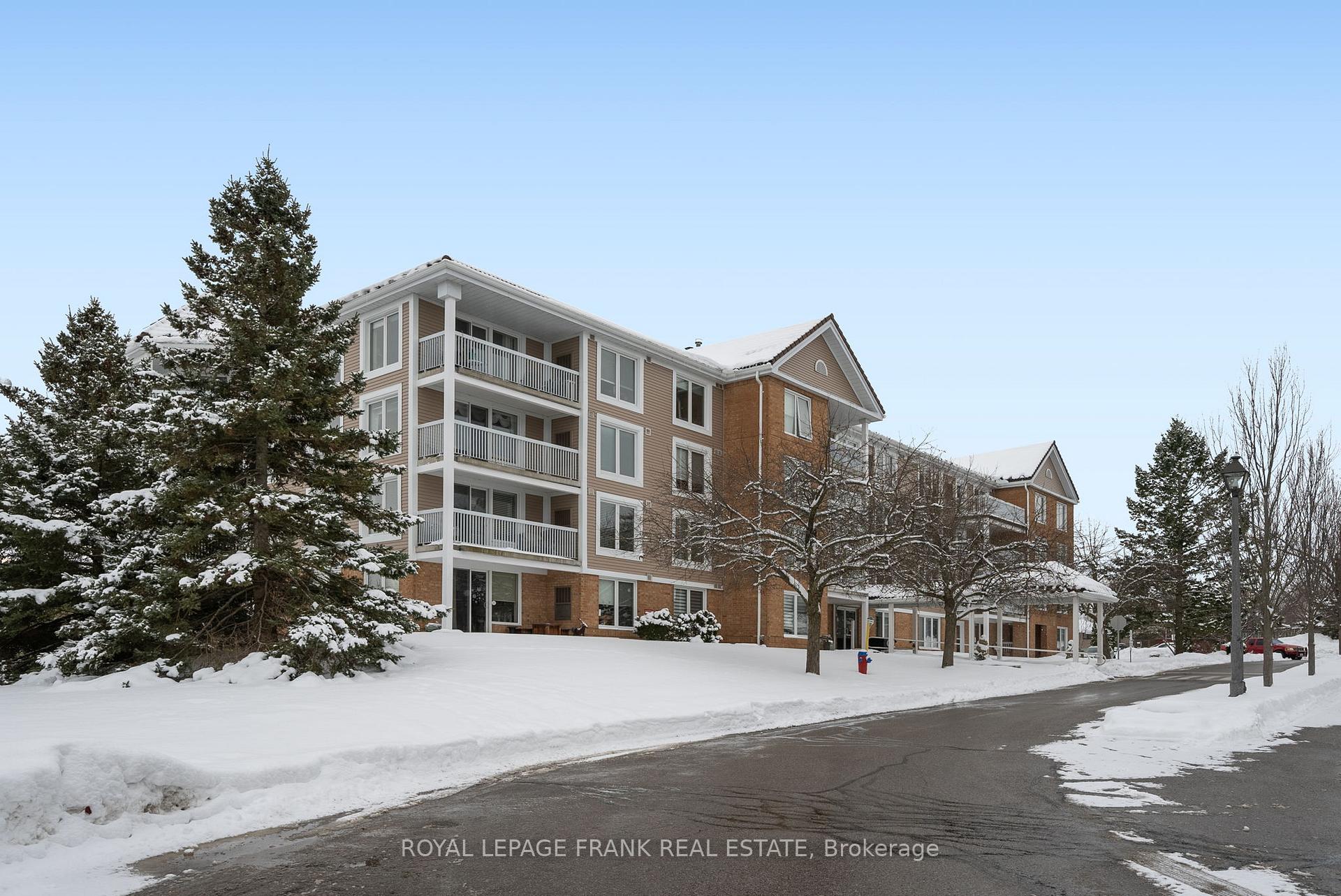 Photo 2 of Unit 301, 50 Rivermill Road, Kawartha Lakes, Lindsay — HOMEH