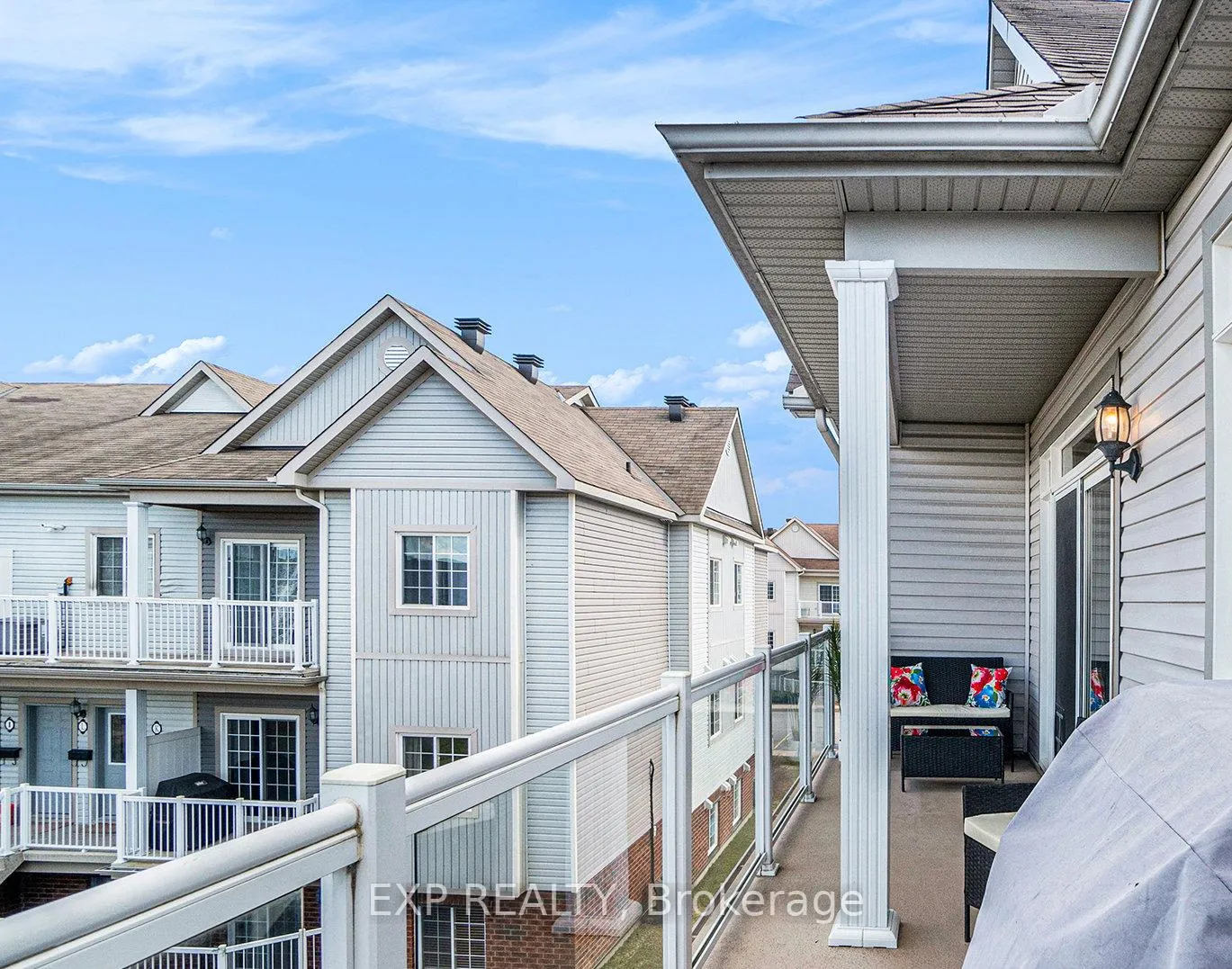 Photo 11 of Unit I, 105 Artesa Private, Ottawa, Kanata - Emerald Meadows/Trailwest — HOMEH