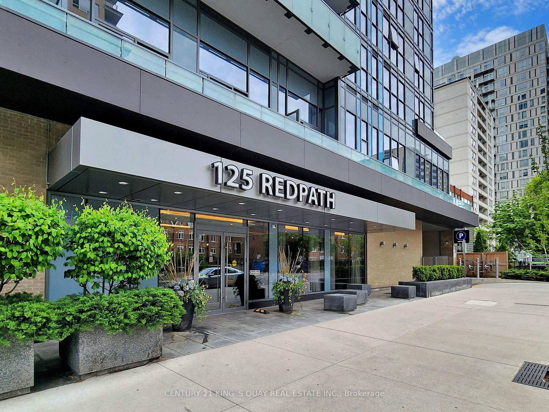 Photo 2 of Unit 3307, 125 Redpath Avenue, Toronto, Mount Pleasant West — HOMEH