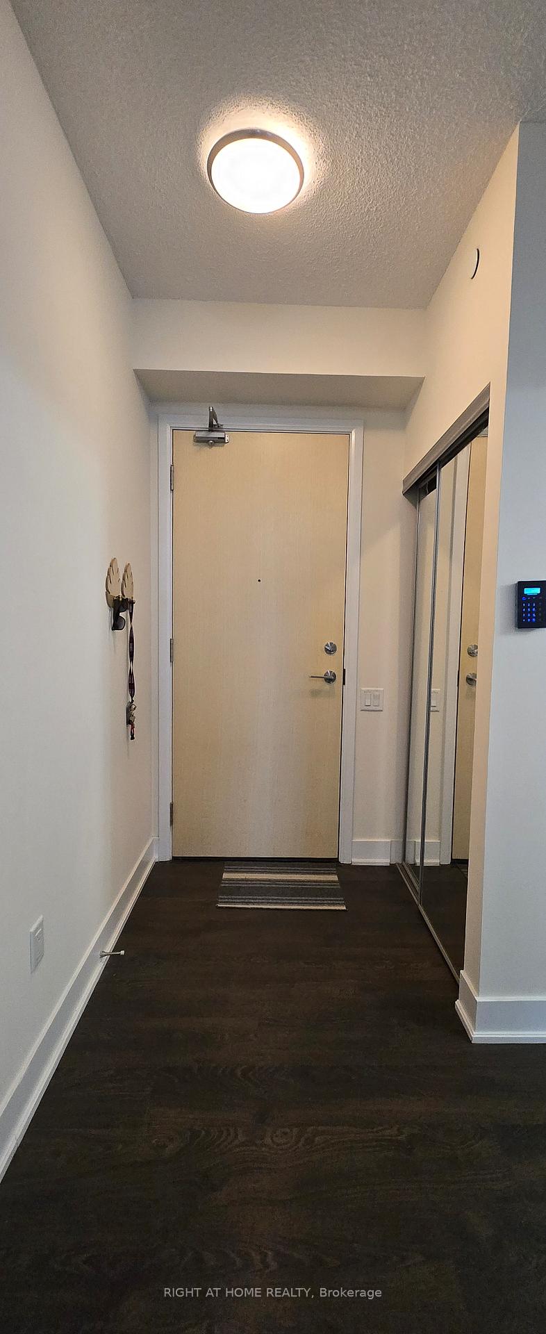 Photo 23 of Unit 2308, 30 Roehampton Avenue, Toronto, Mount Pleasant West — HOMEH