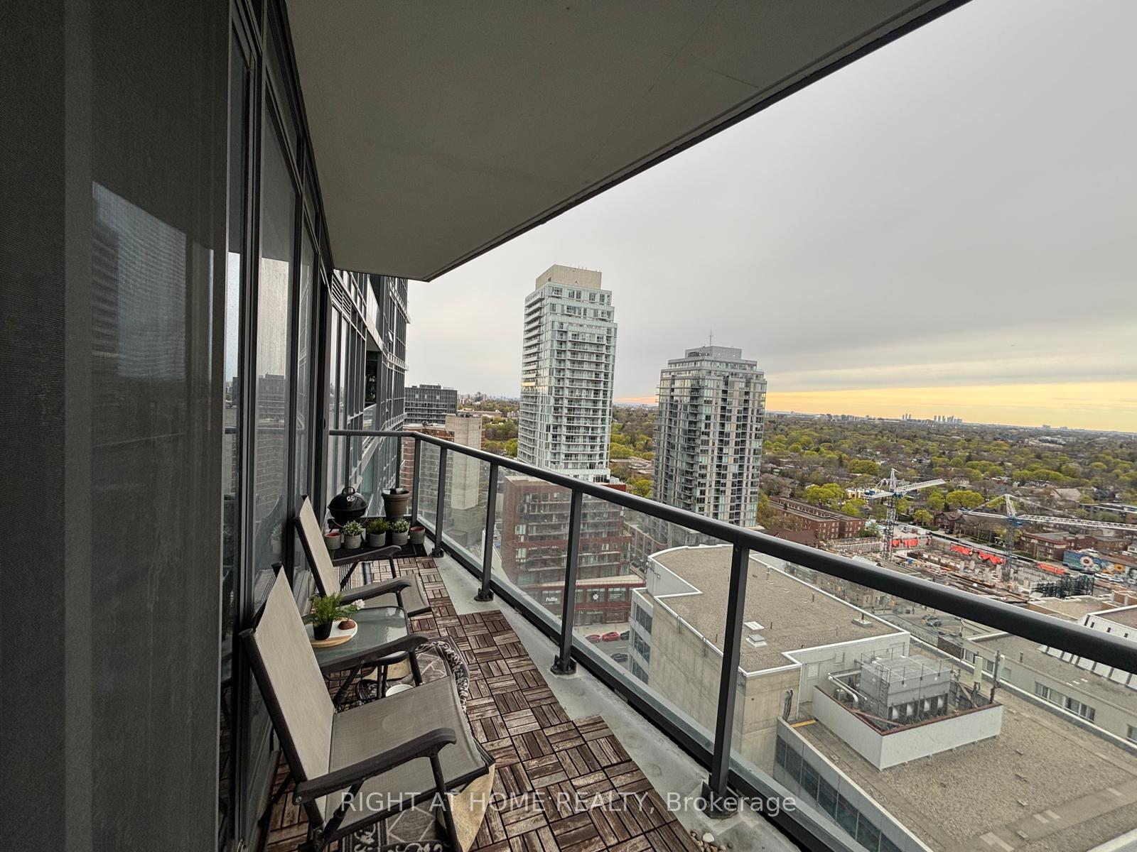 Photo 39 of Unit 2308, 30 Roehampton Avenue, Toronto, Mount Pleasant West — HOMEH