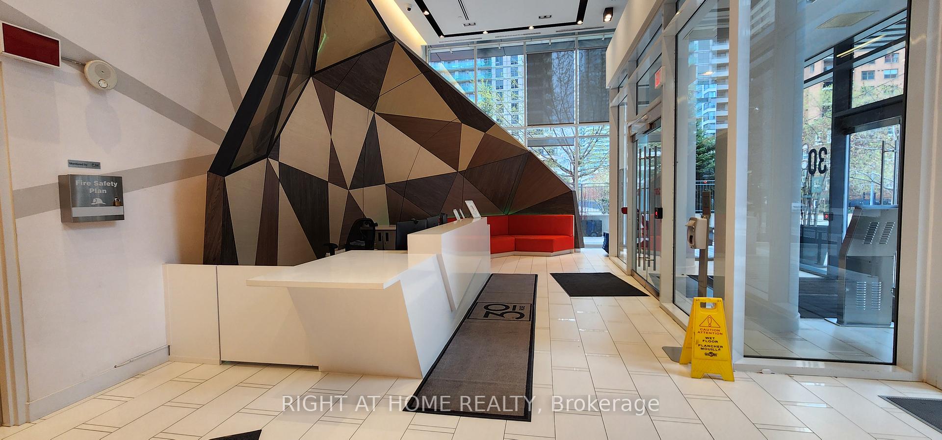 Photo 41 of Unit 2308, 30 Roehampton Avenue, Toronto, Mount Pleasant West — HOMEH
