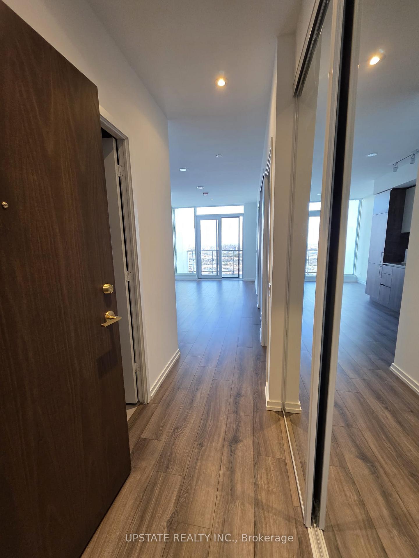 Photo 3 of Unit PH08, 1000 Portage Parkway, Vaughan, Vaughan Corporate Centre — HOMEH