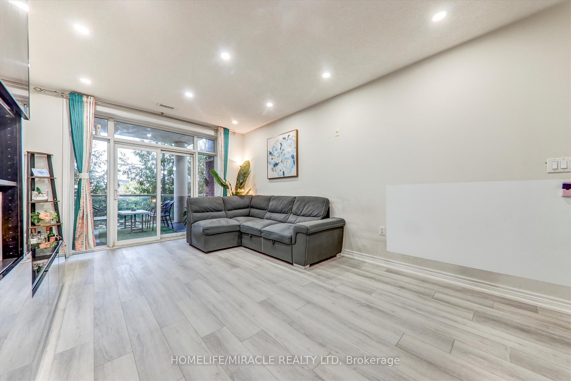 Photo 18 of Unit 106, 7340 Markham Road, Markham, Middlefield — HOMEH