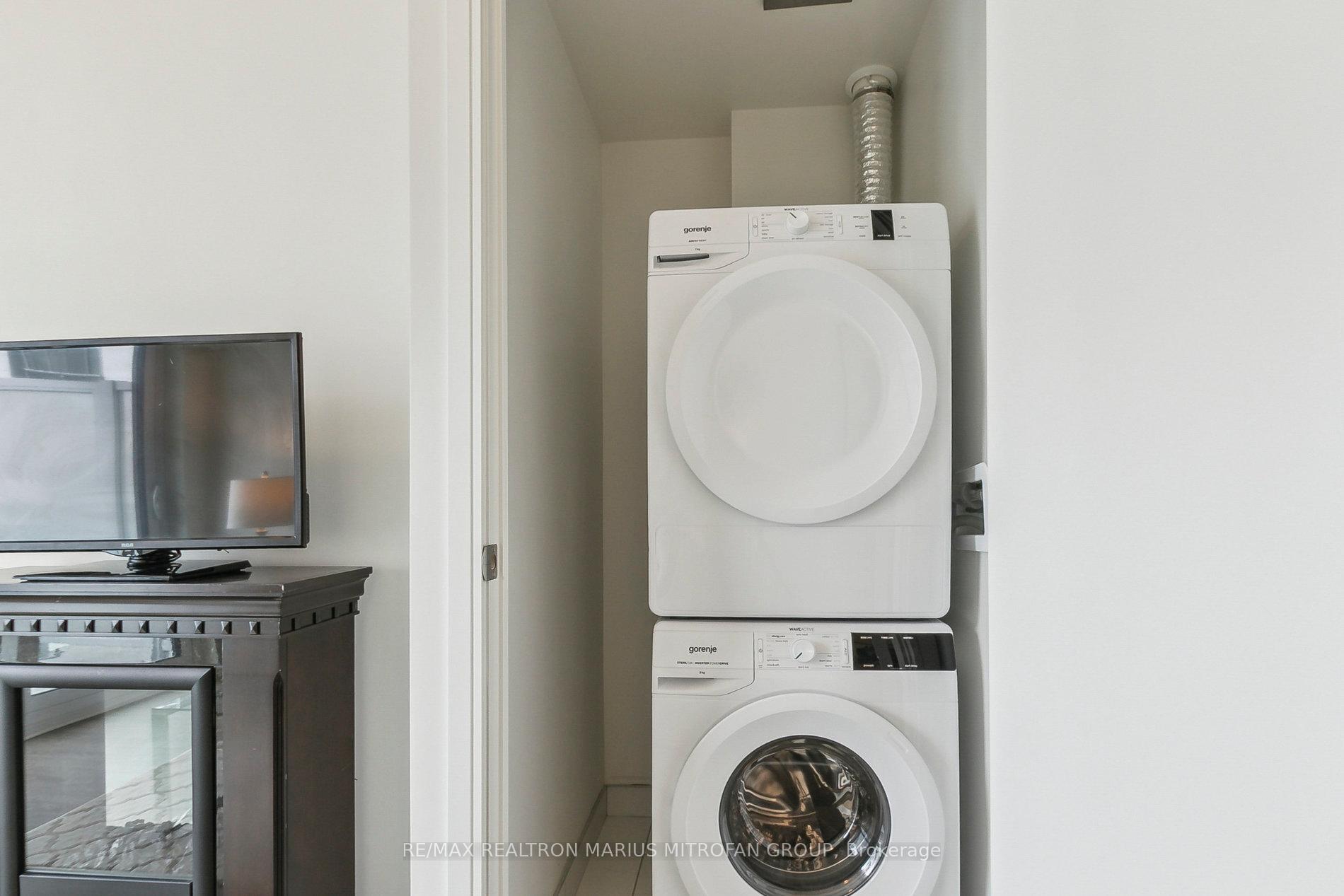 Photo 30 of Unit 715, 425 Front Street E, Toronto, Waterfront Communities — HOMEH