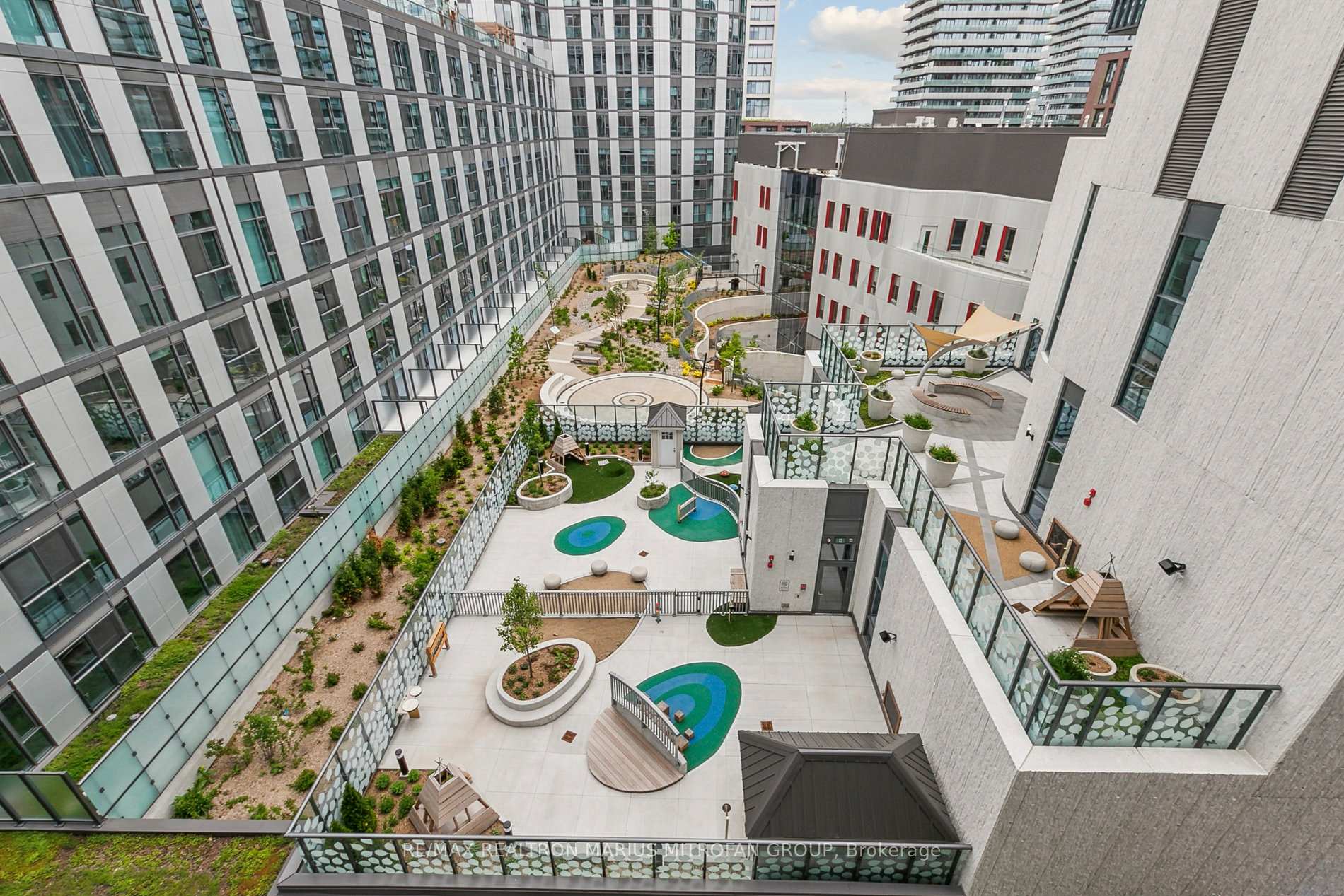 Photo 40 of Unit 715, 425 Front Street E, Toronto, Waterfront Communities — HOMEH