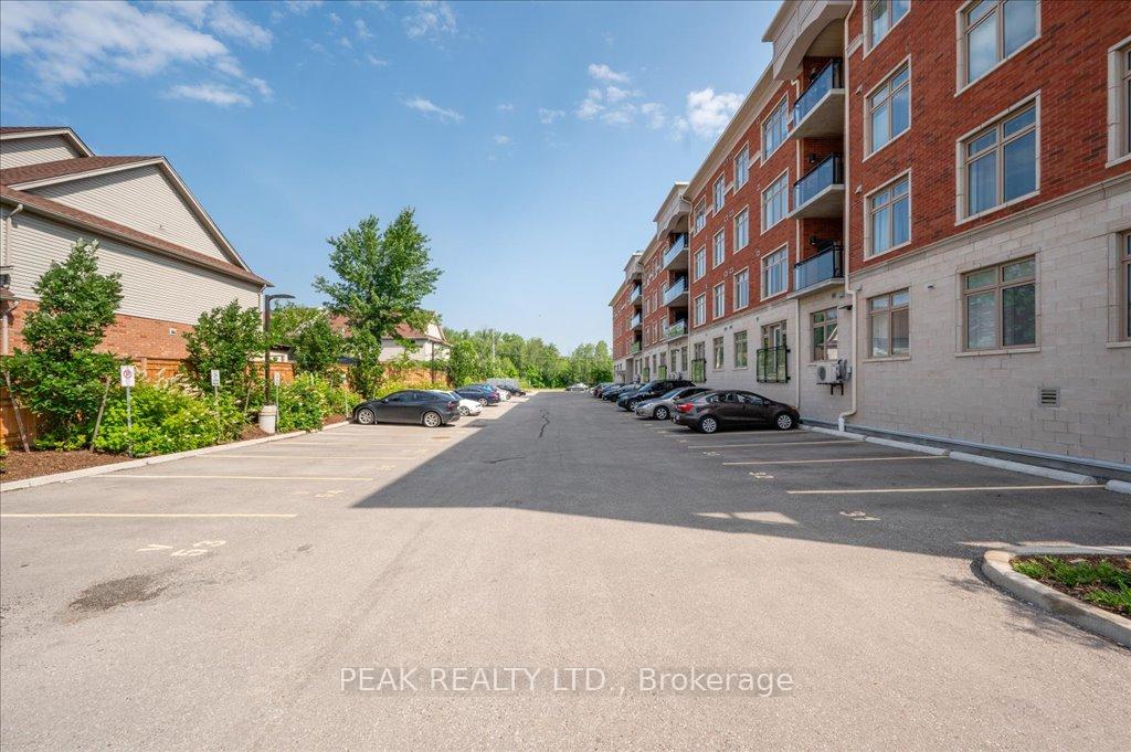 Photo 6 of Unit 304, 195 Commonwealth Street, Kitchener, Larentian West — HOMEH